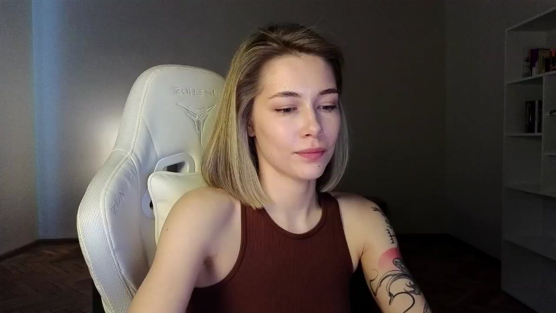 Gallery image thumbnail from KeepSpark's myfreecams stream on, 04/02/2025, 07:32 image 6 of 20