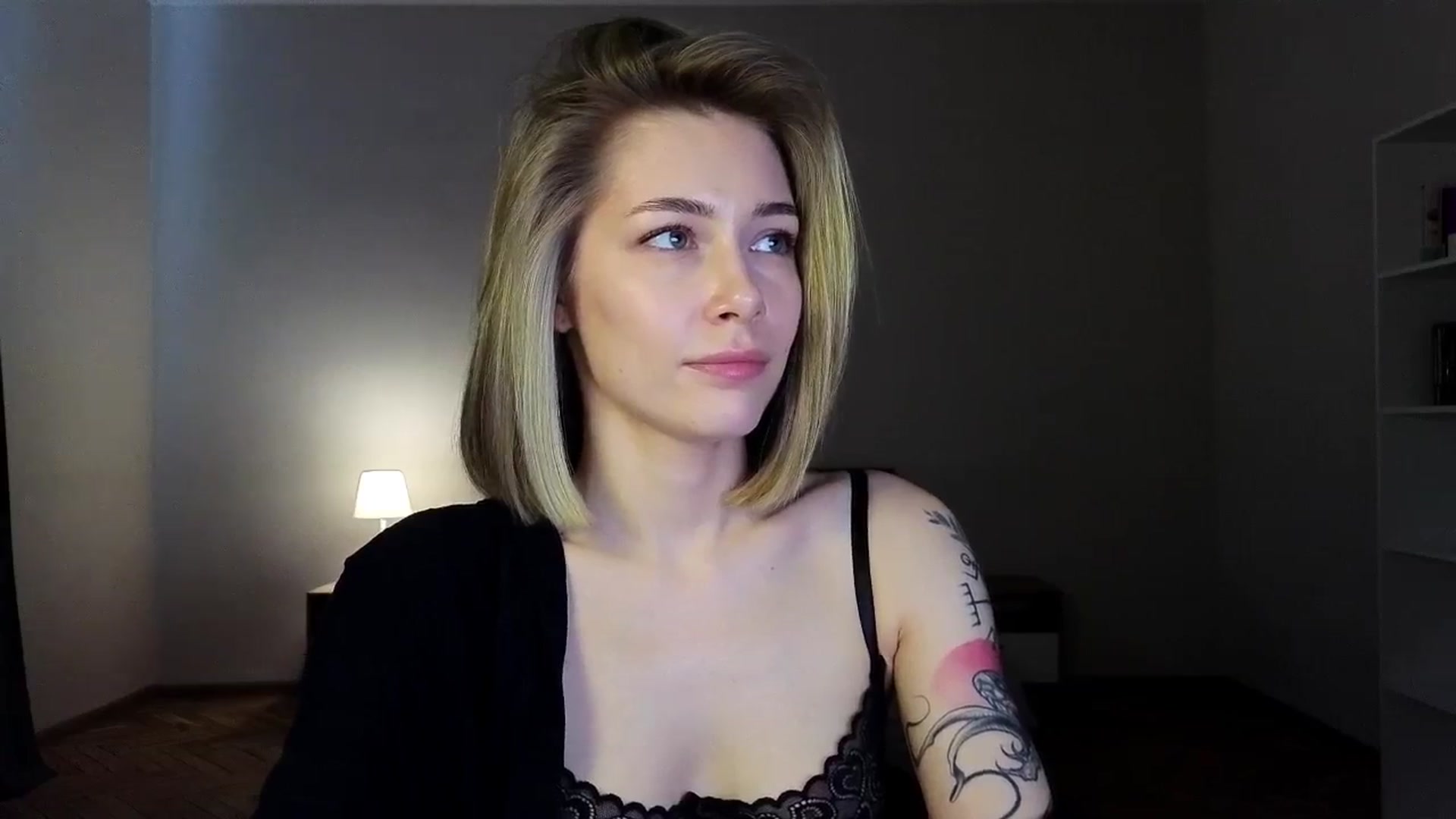 Gallery image thumbnail from KeepSpark's myfreecams stream on, 04/04/2025, 08:11 image 9 of 20