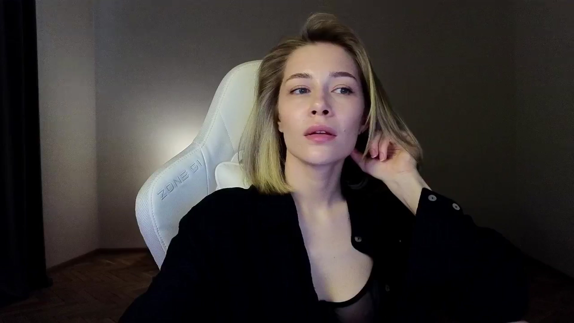 Gallery image thumbnail from KeepSpark's myfreecams stream on, 04/09/2025, 04:49 image 18 of 20