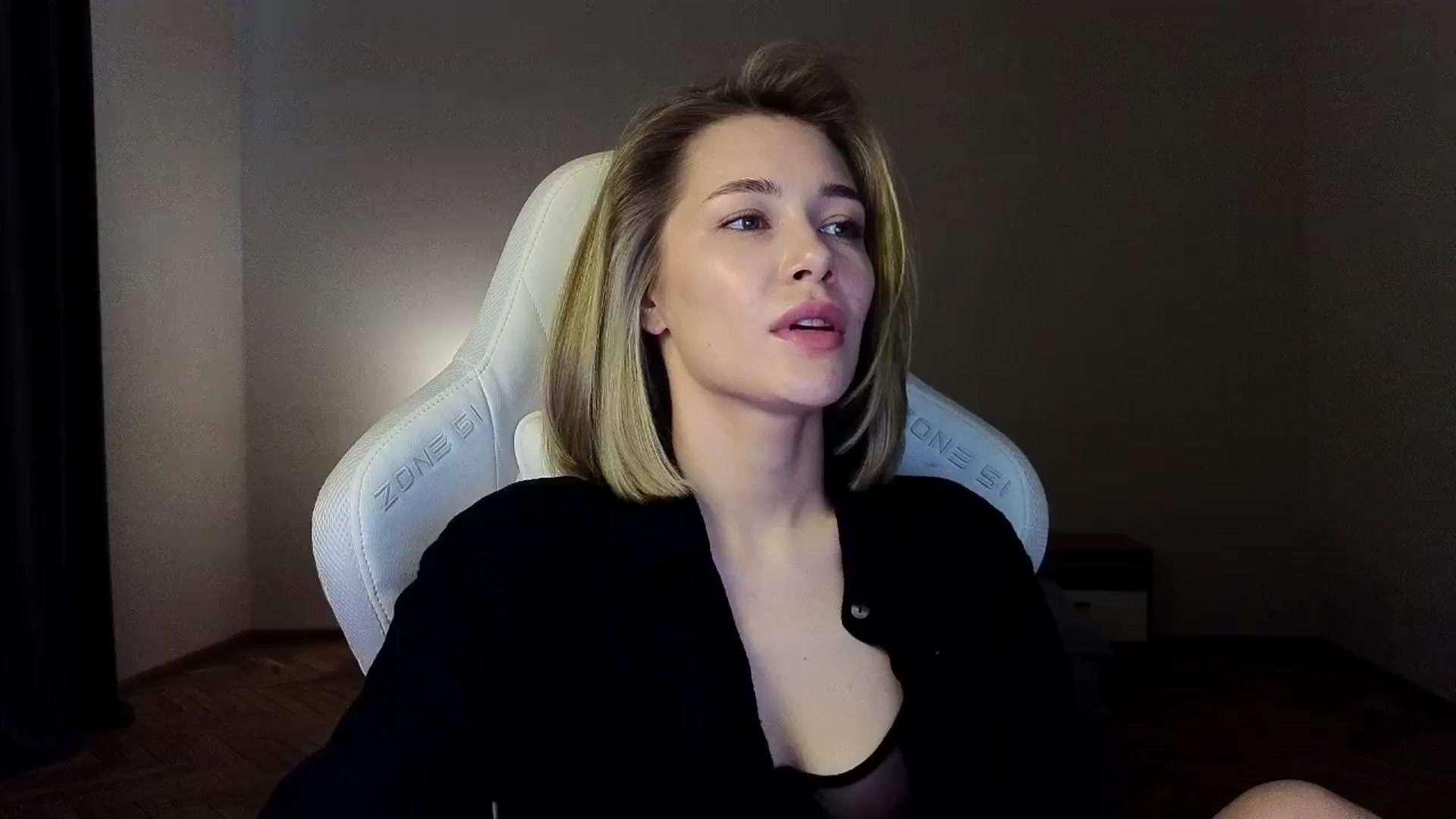 Gallery image thumbnail from KeepSpark's myfreecams stream on, 04/09/2025, 04:49 image 20 of 20
