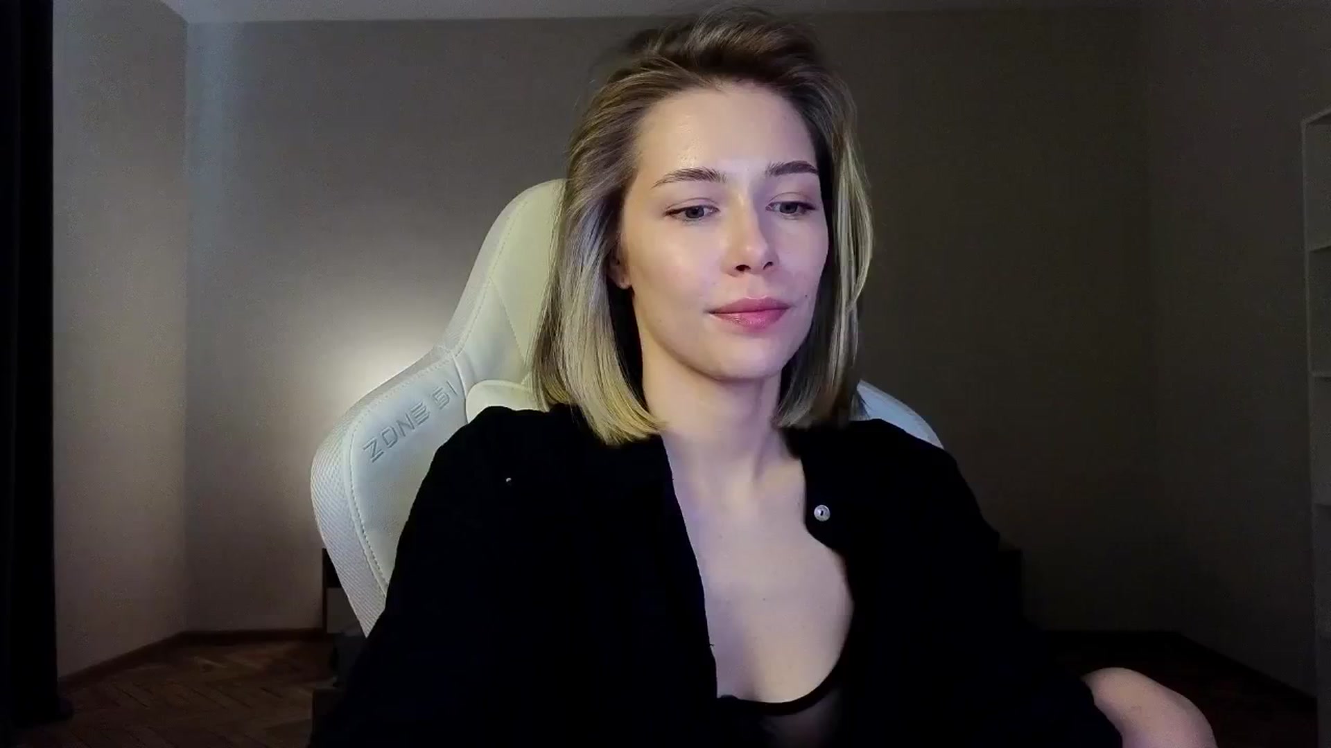 Gallery image thumbnail from KeepSpark's myfreecams stream on, 04/09/2025, 06:14 image 1 of 20