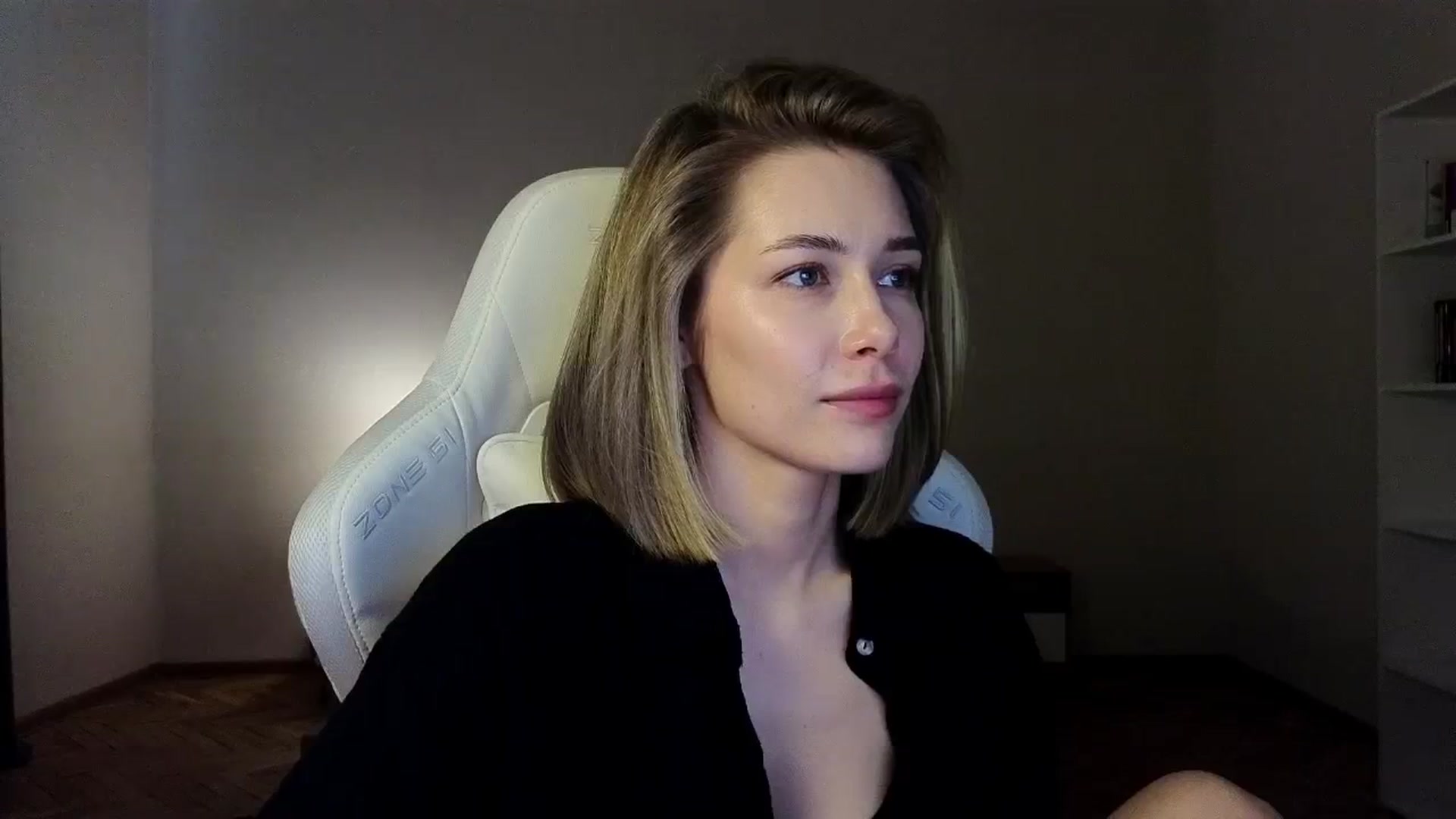 Gallery image thumbnail from KeepSpark's myfreecams stream on, 04/09/2025, 07:08 image 3 of 20