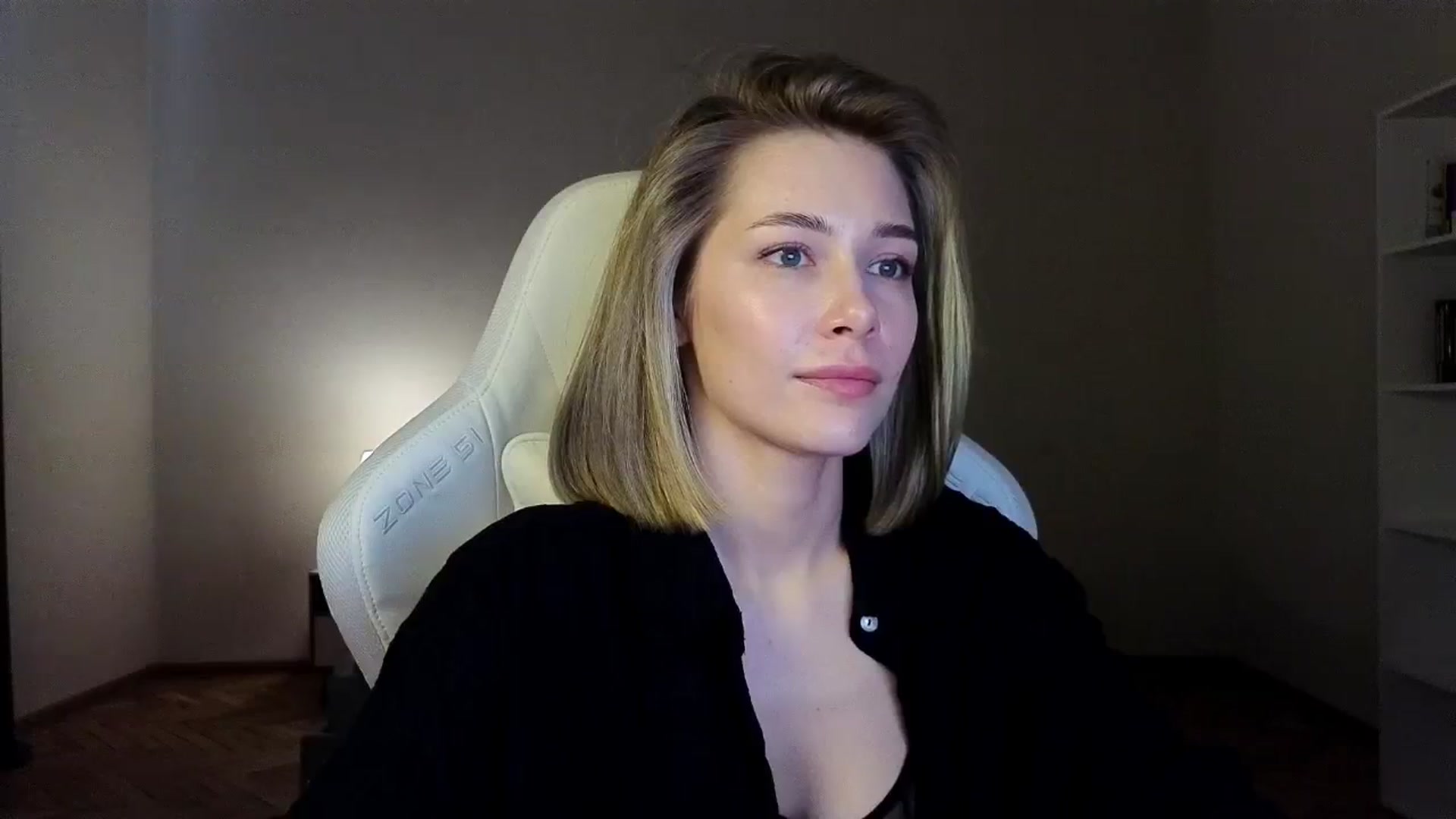 Gallery image thumbnail from KeepSpark's myfreecams stream on, 04/09/2025, 07:08 image 4 of 20