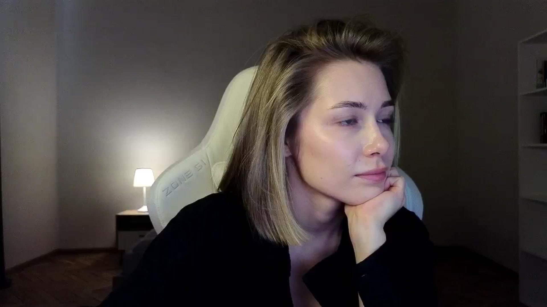 Gallery image thumbnail from KeepSpark's myfreecams stream on, 04/09/2025, 07:08 image 2 of 20