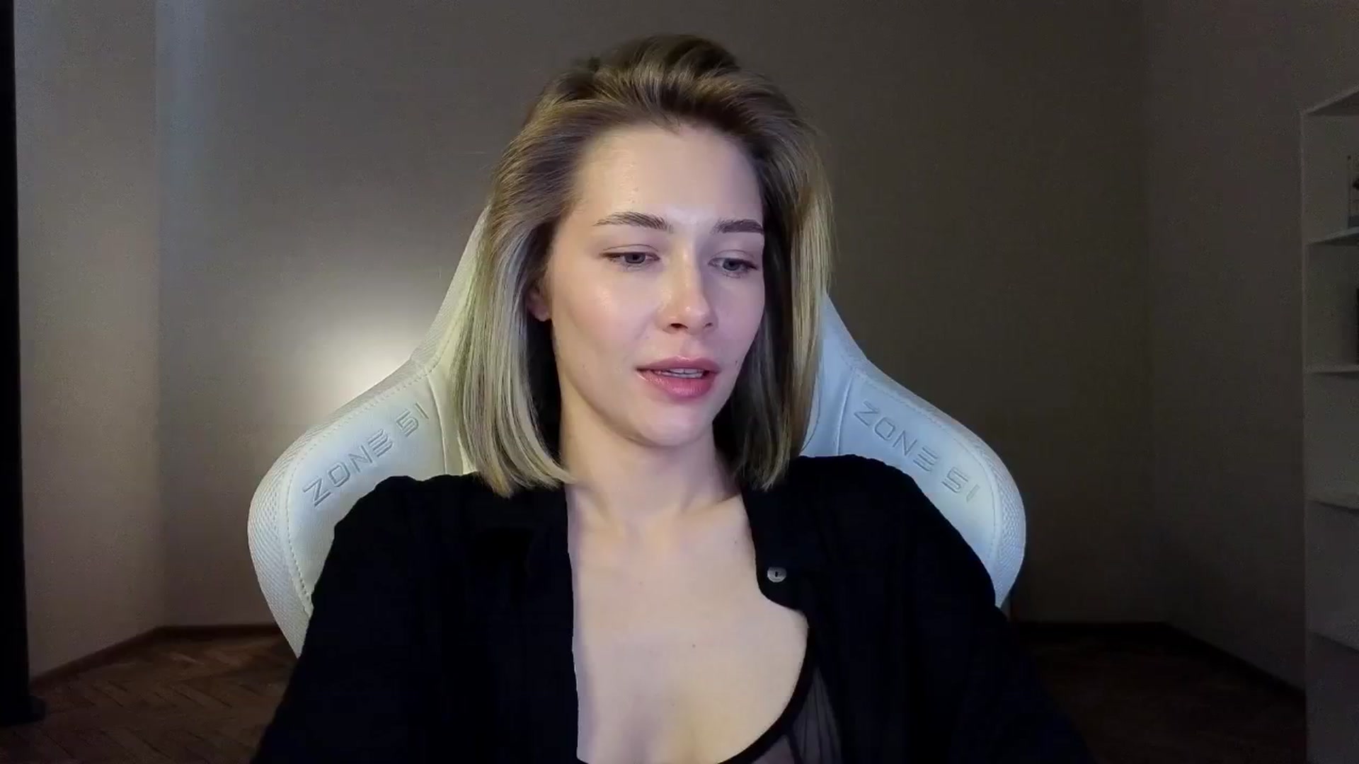 Gallery image thumbnail from KeepSpark's myfreecams stream on, 04/09/2025, 09:11 image 9 of 20