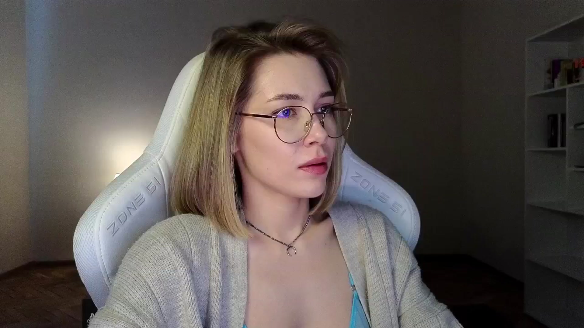 Gallery image thumbnail from KeepSpark's myfreecams stream on, 04/13/2025, 07:46 image 3 of 20