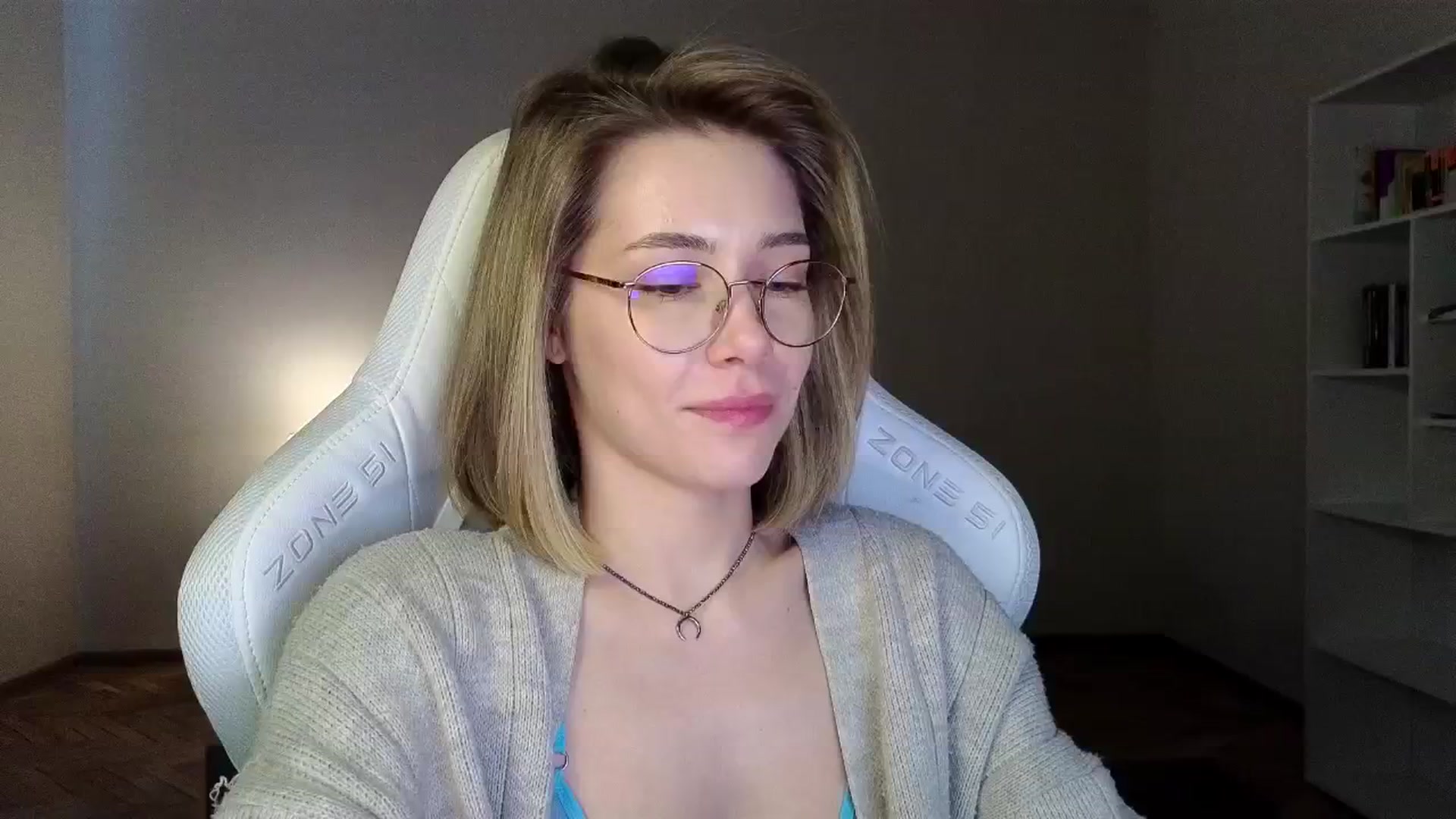 Gallery image thumbnail from KeepSpark's myfreecams stream on, 04/13/2025, 07:46 image 5 of 20