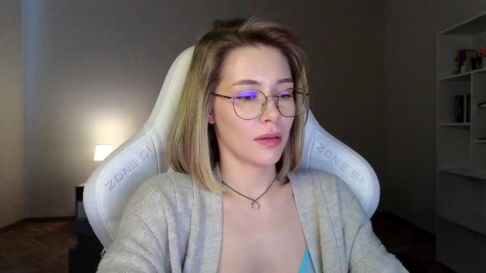 Gallery image thumbnail from KeepSpark's myfreecams stream on, 04/13/2025, 07:46 image 2 of 20