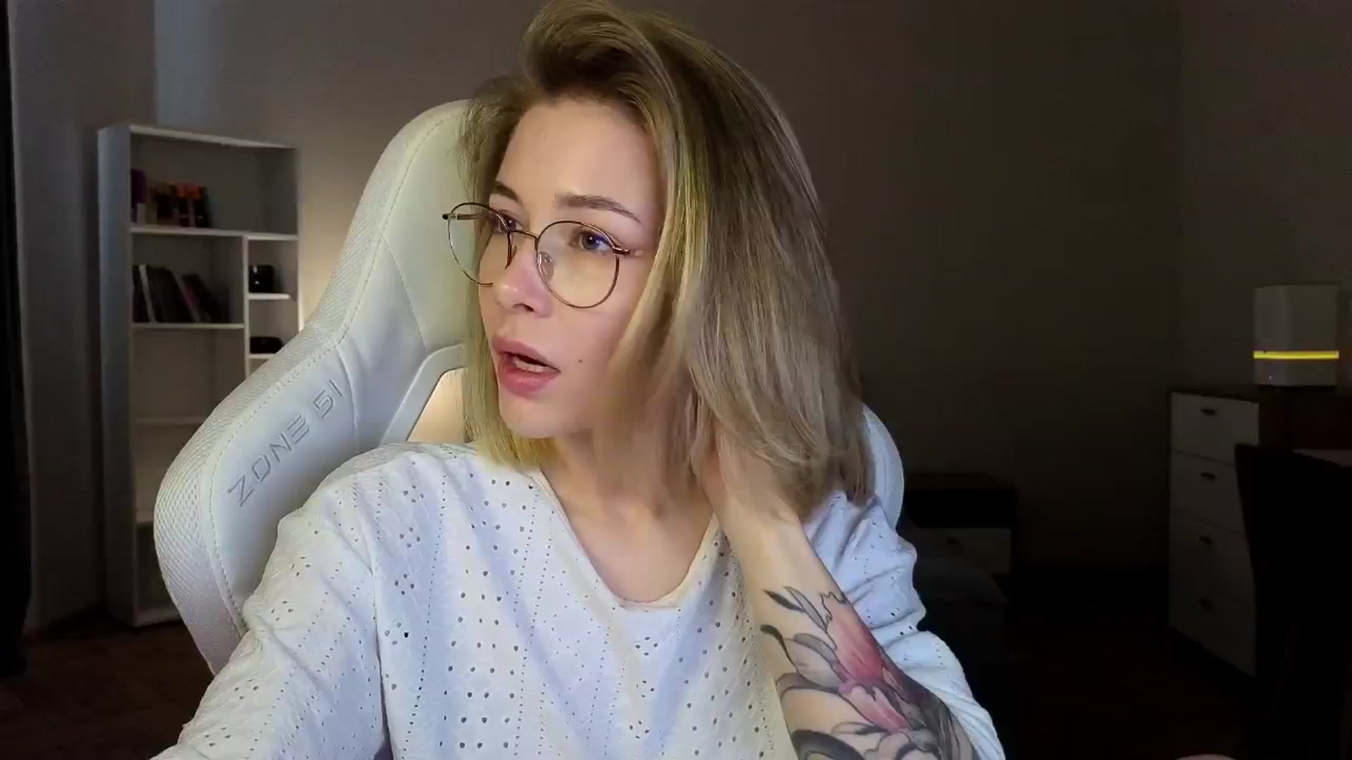 Gallery image thumbnail from KeepSpark's myfreecams stream on, 04/14/2025, 05:12 image 20 of 20