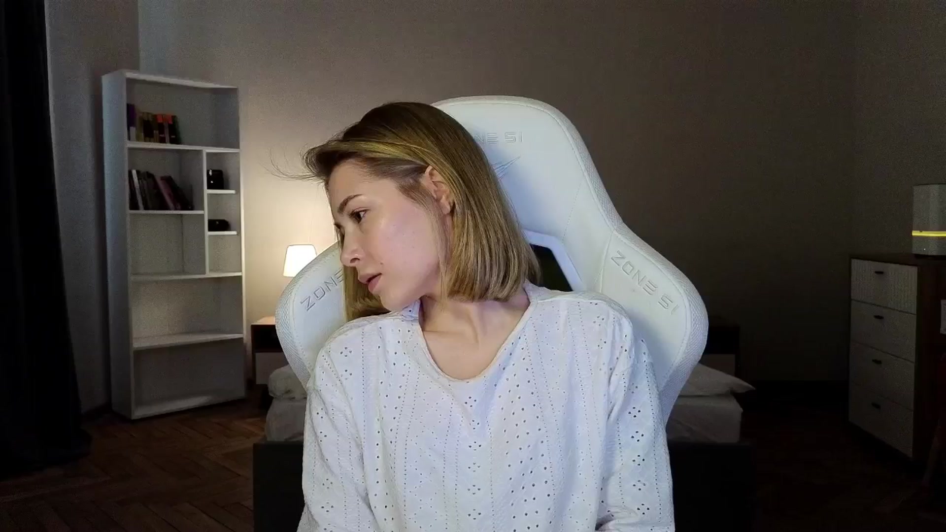 Gallery image thumbnail from KeepSpark's myfreecams stream on, 04/17/2025, 06:17 image 9 of 20