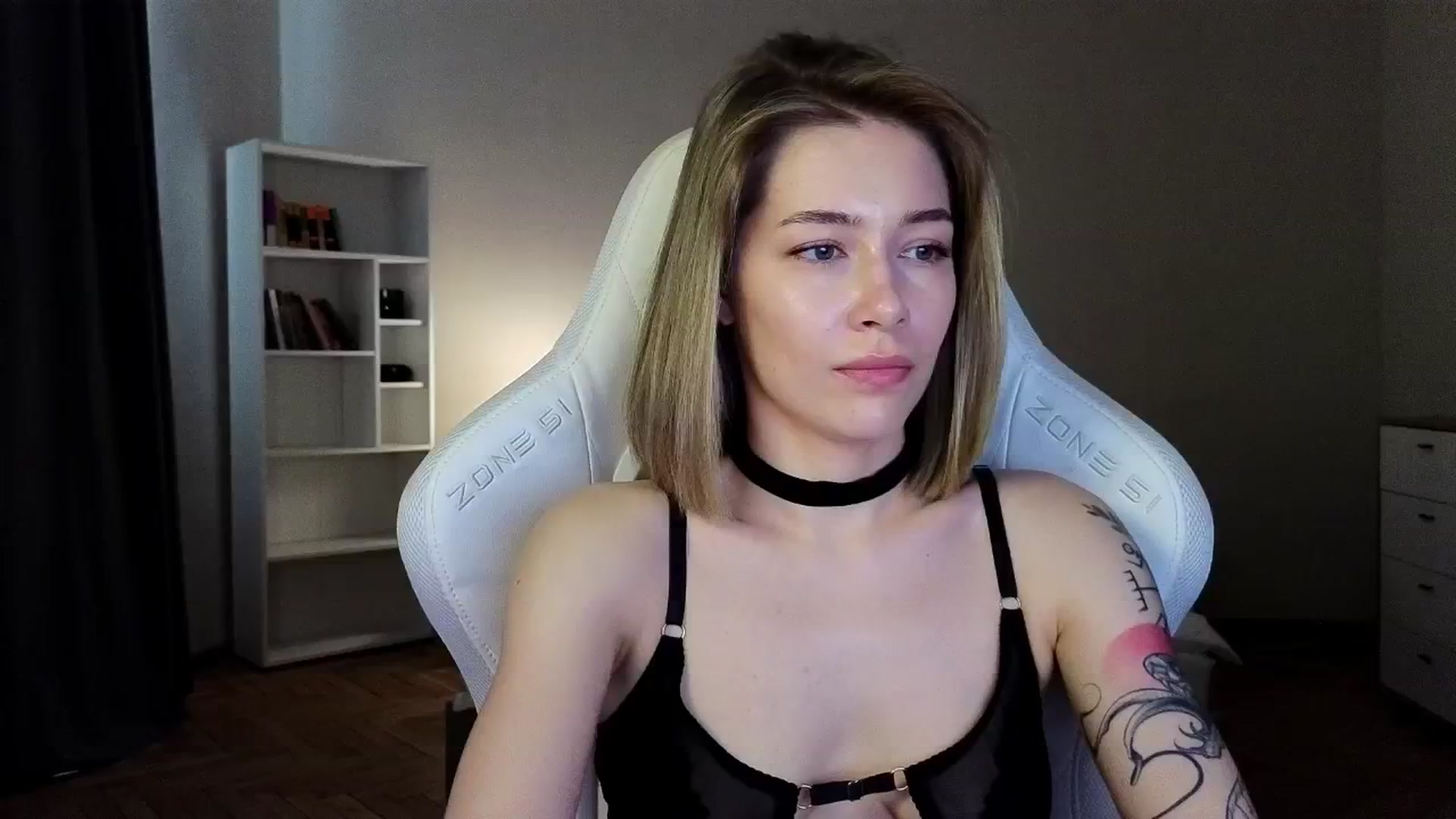 Gallery image thumbnail from KeepSpark's myfreecams stream on, 04/21/2025, 07:09 image 15 of 20