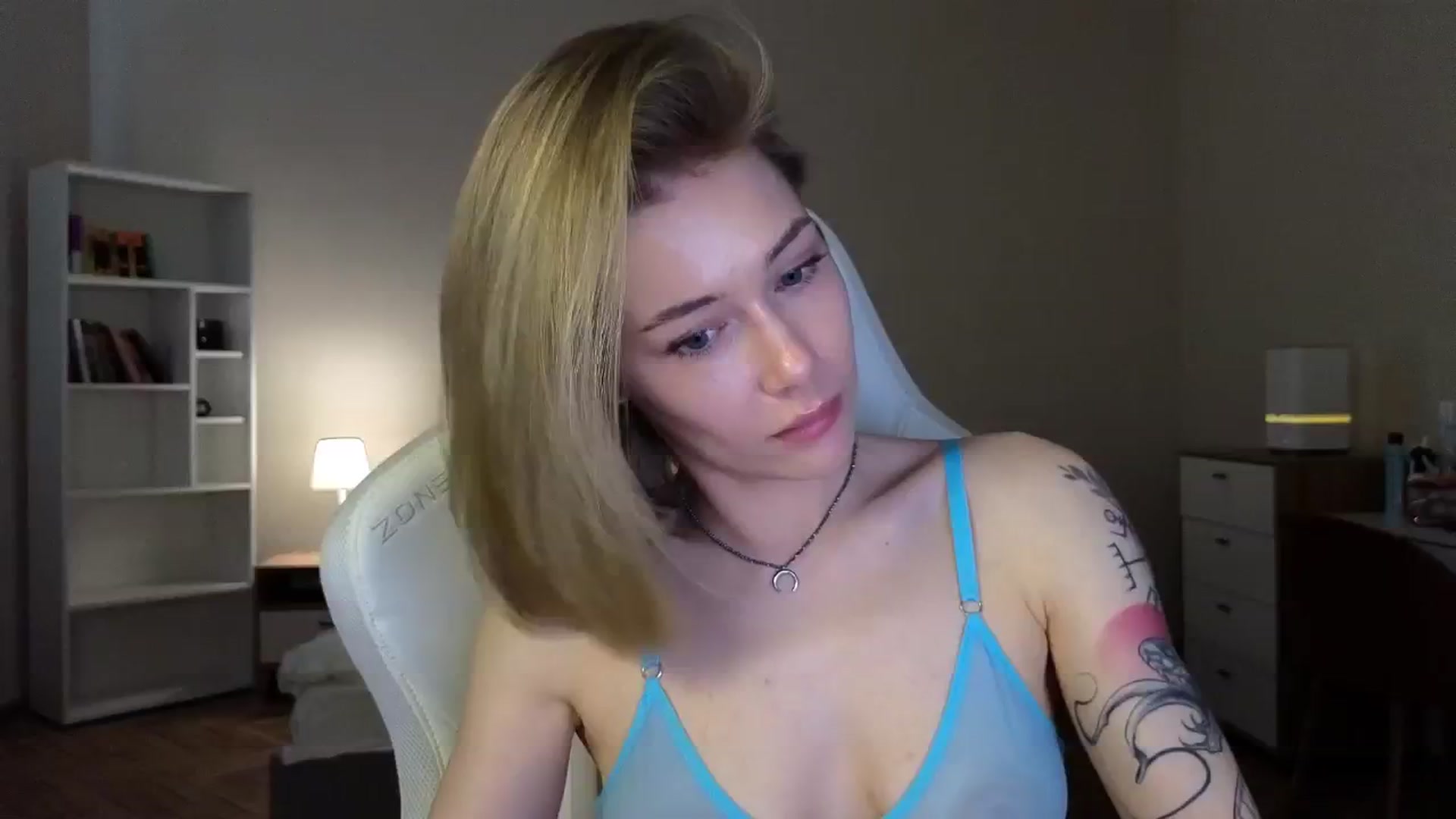 Gallery image thumbnail from KeepSpark's myfreecams stream on, 04/23/2025, 08:22 image 1 of 20