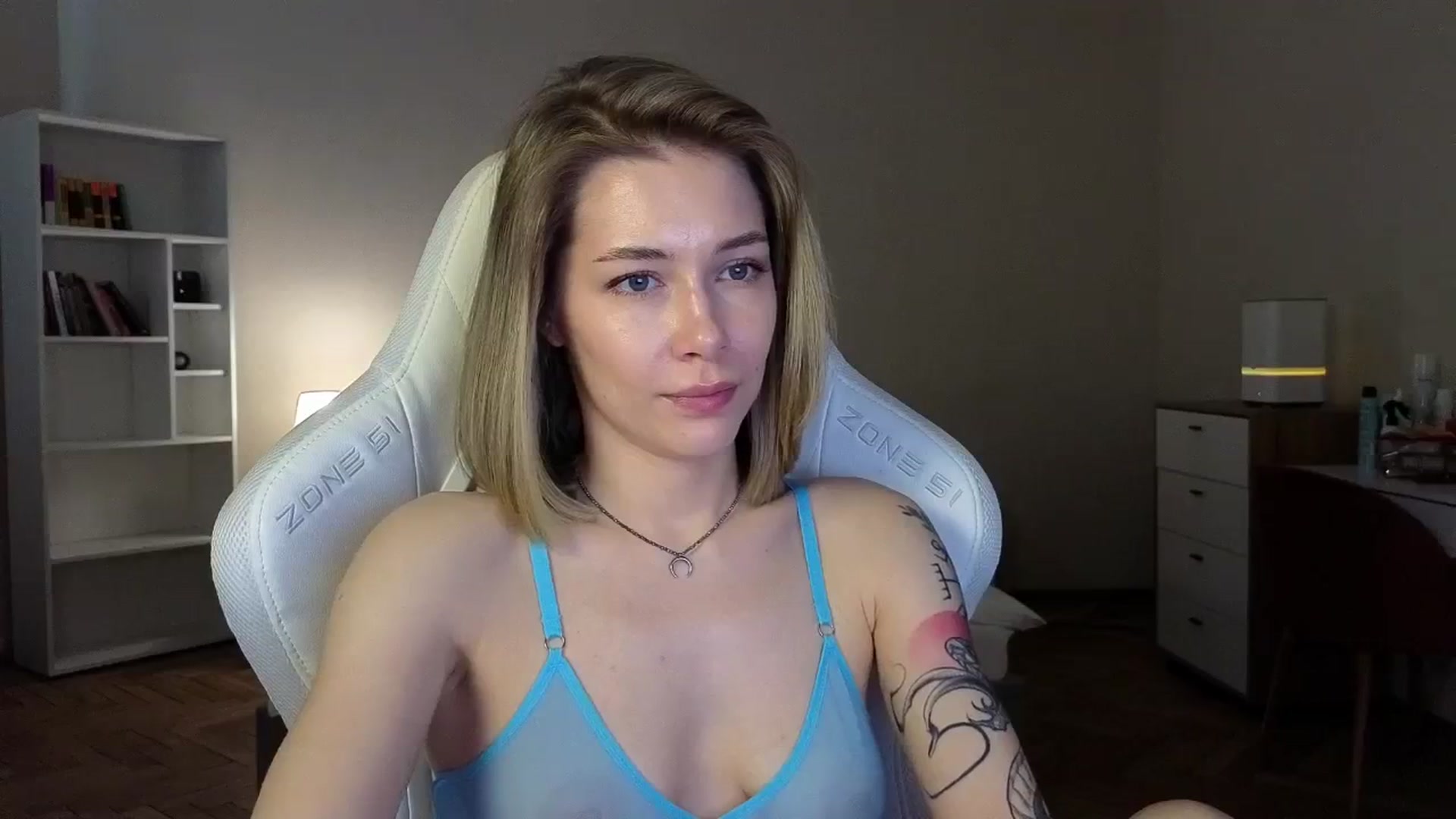Gallery image thumbnail from KeepSpark's myfreecams stream on, 04/23/2025, 09:03 image 5 of 20