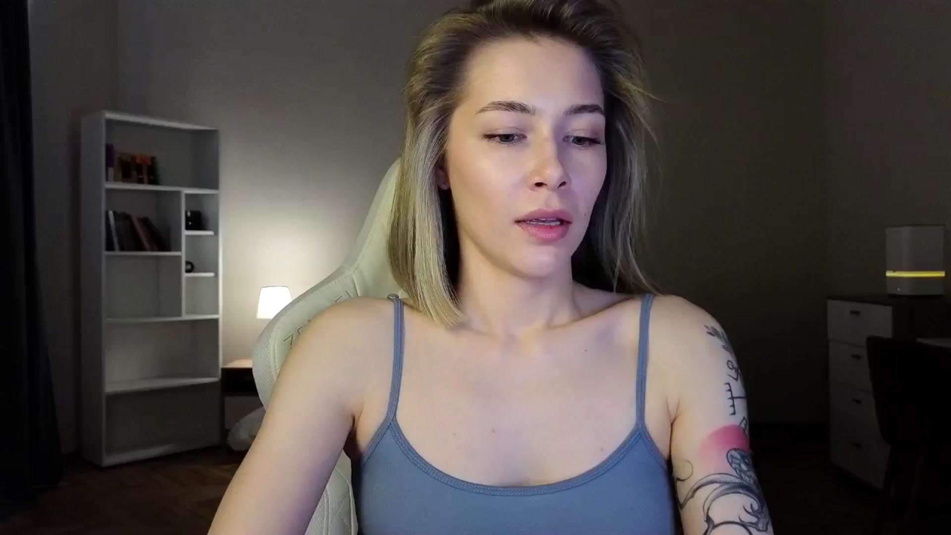 Gallery image thumbnail from KeepSpark's myfreecams stream on, 04/24/2025, 05:41 image 6 of 20