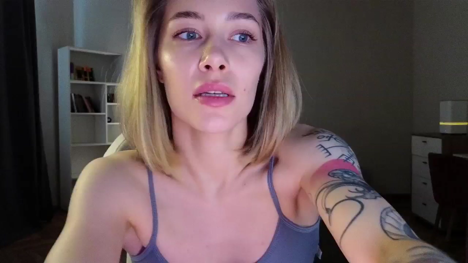 Gallery image thumbnail from KeepSpark's myfreecams stream on, 04/24/2025, 08:26 image 19 of 20
