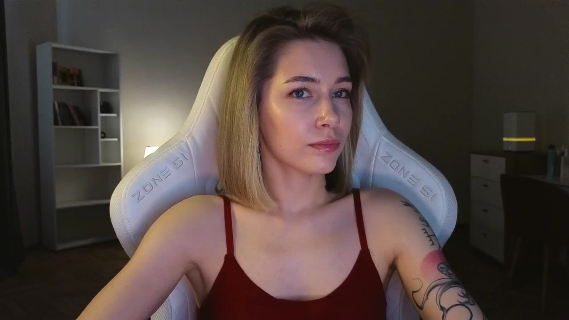 Gallery image thumbnail from KeepSpark's myfreecams stream on, 04/25/2025, 06:55 image 5 of 20