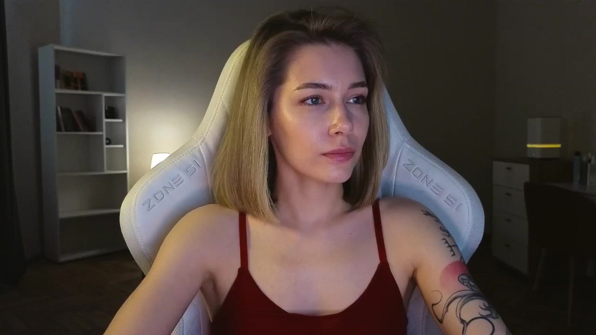 Gallery image thumbnail from KeepSpark's myfreecams stream on, 04/25/2025, 06:55 image 13 of 20