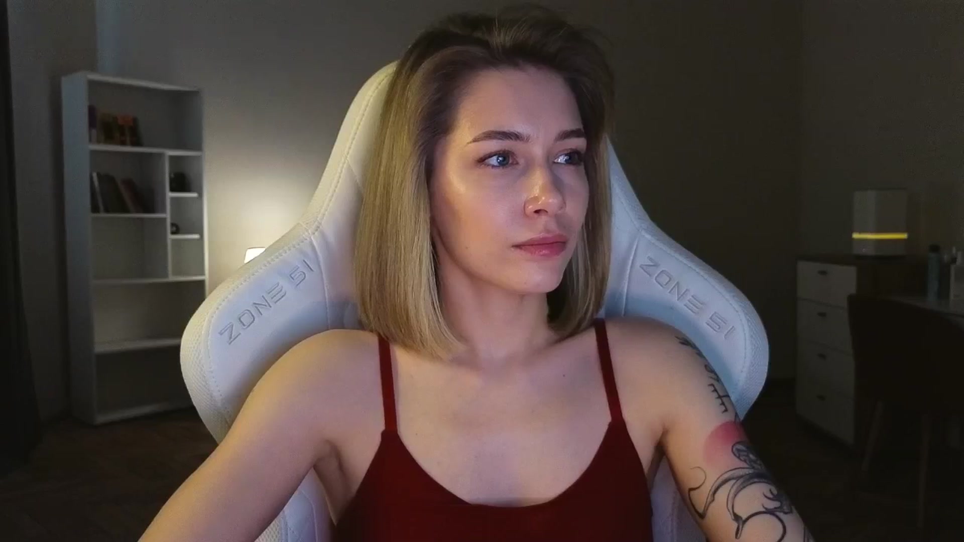 Gallery image thumbnail from KeepSpark's myfreecams stream on, 04/25/2025, 06:55 image 6 of 20