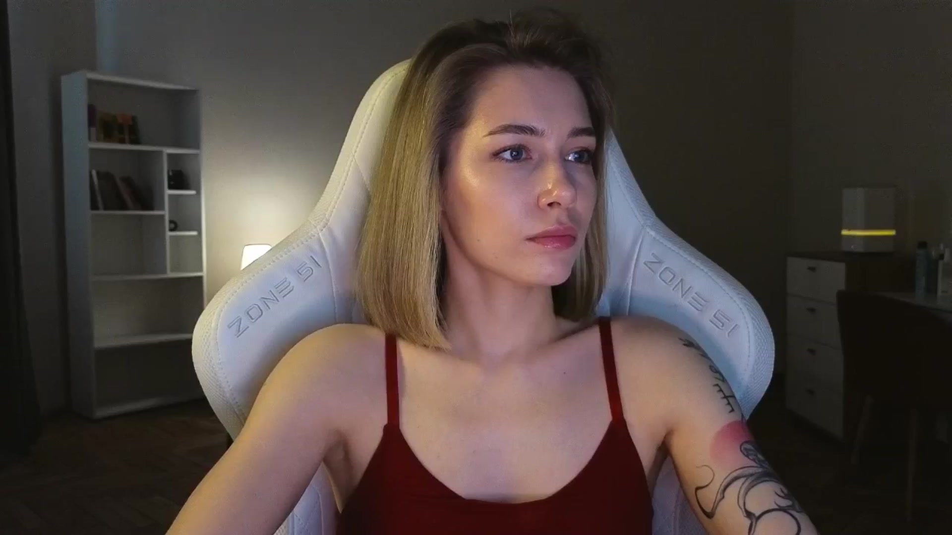 Gallery image thumbnail from KeepSpark's myfreecams stream on, 04/25/2025, 06:55 image 15 of 20