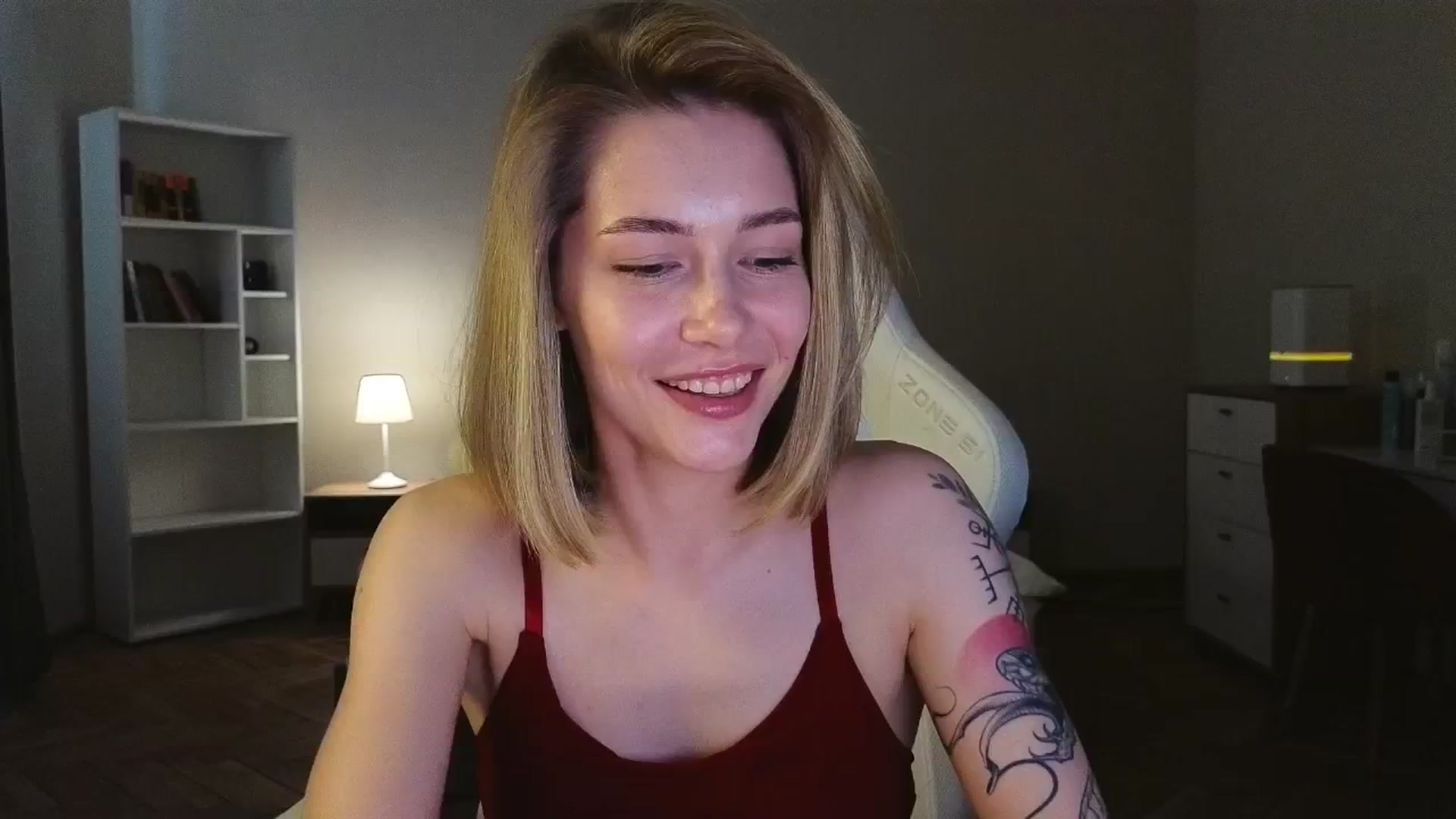 Gallery image thumbnail from KeepSpark's myfreecams stream on, 04/25/2025, 09:32 image 20 of 20
