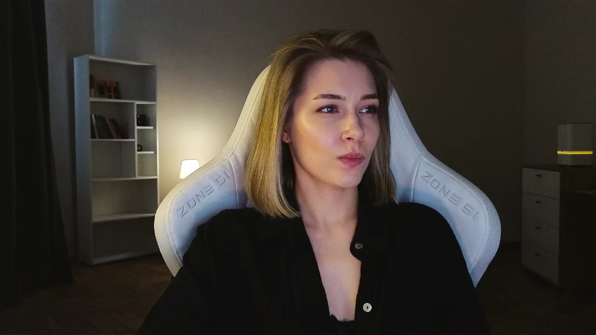 Gallery image thumbnail from KeepSpark's myfreecams stream on, 04/26/2025, 09:01 image 10 of 20