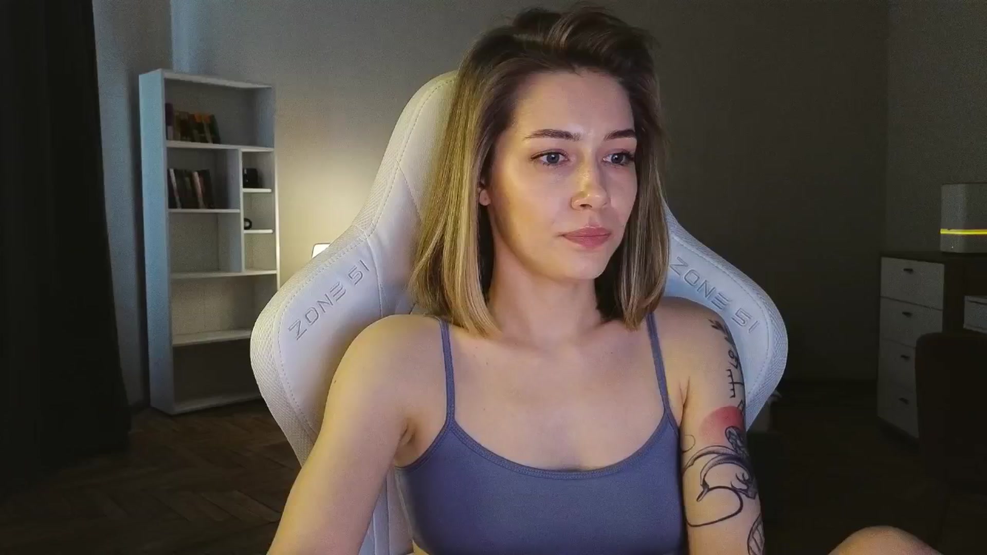 Gallery image thumbnail from KeepSpark's myfreecams stream on, 05/09/2025, 10:33 image 4 of 20