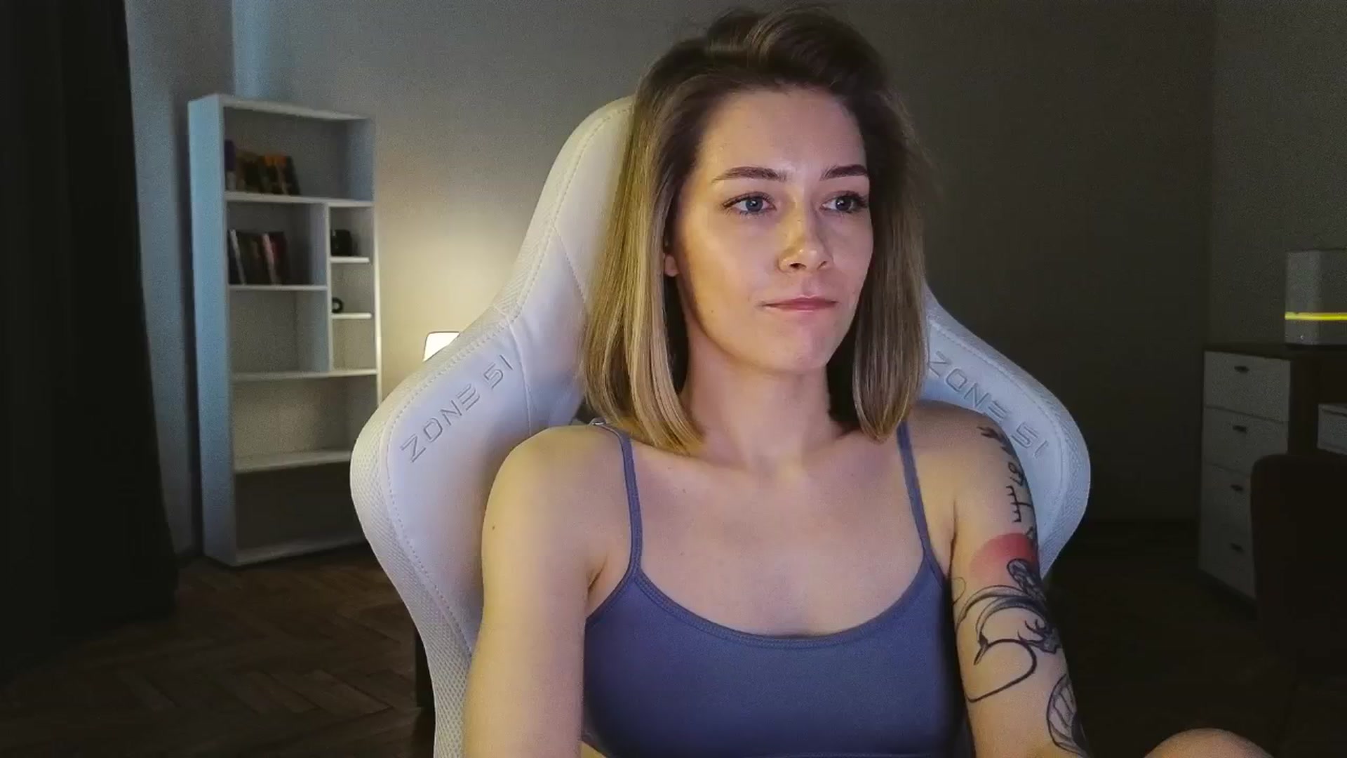 Gallery image thumbnail from KeepSpark's myfreecams stream on, 05/09/2025, 10:33 image 6 of 20