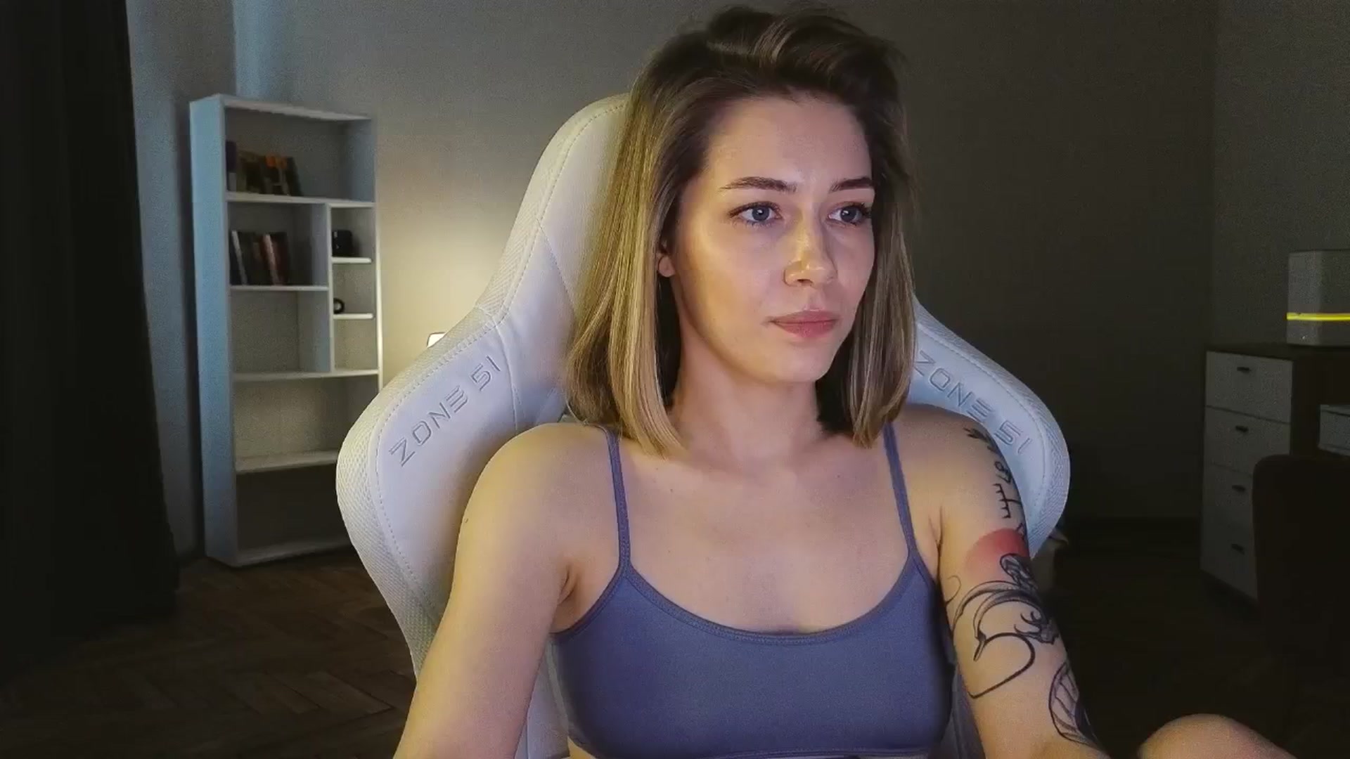 Gallery image thumbnail from KeepSpark's myfreecams stream on, 05/09/2025, 10:33 image 3 of 20