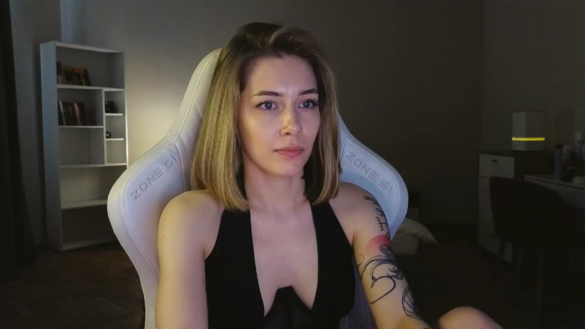 Gallery image thumbnail from KeepSpark's myfreecams stream on, 05/11/2025, 09:29 image 3 of 20