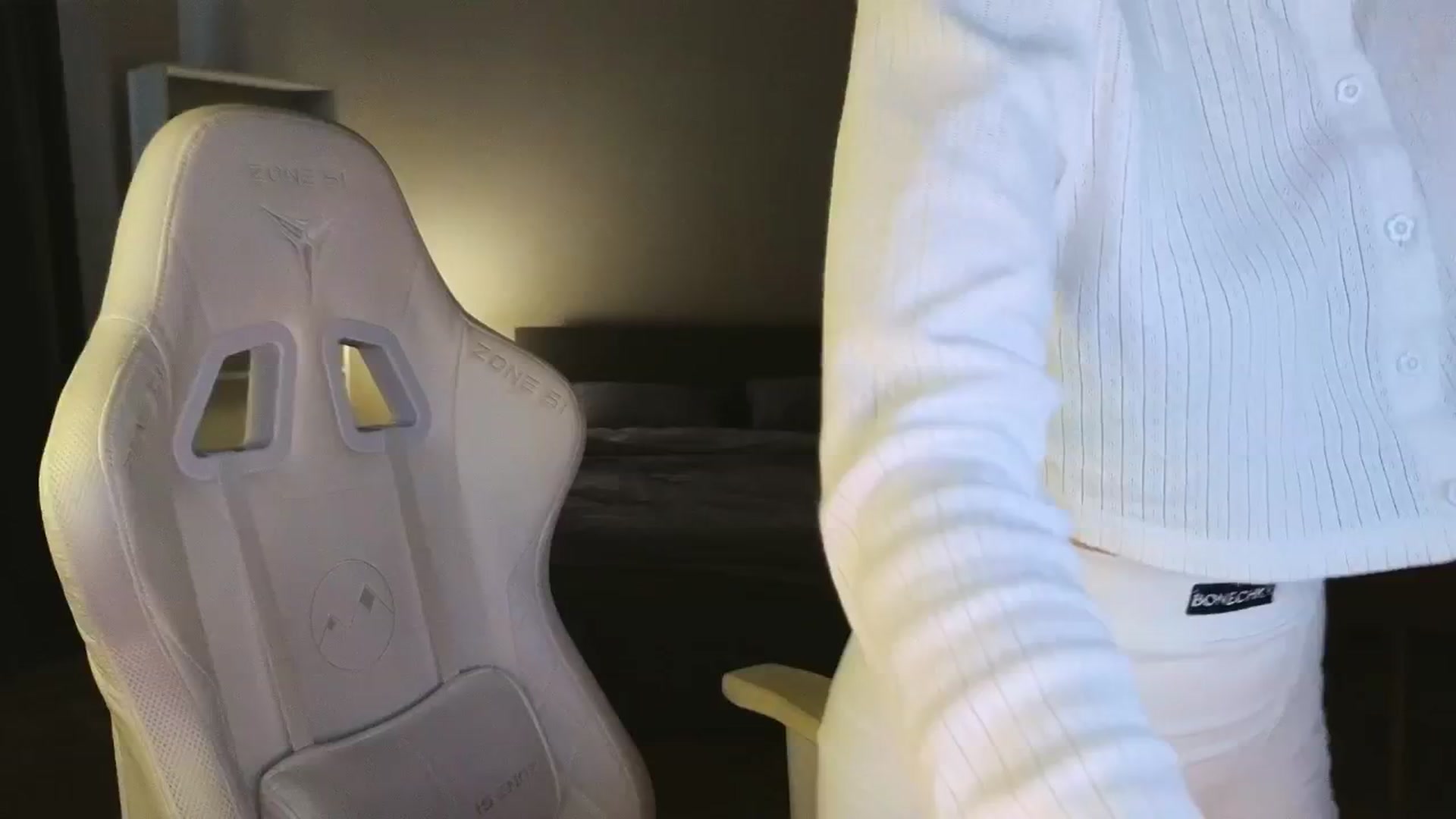 Gallery image thumbnail from KeepSpark's myfreecams stream on, 05/12/2025, 07:28 image 10 of 20