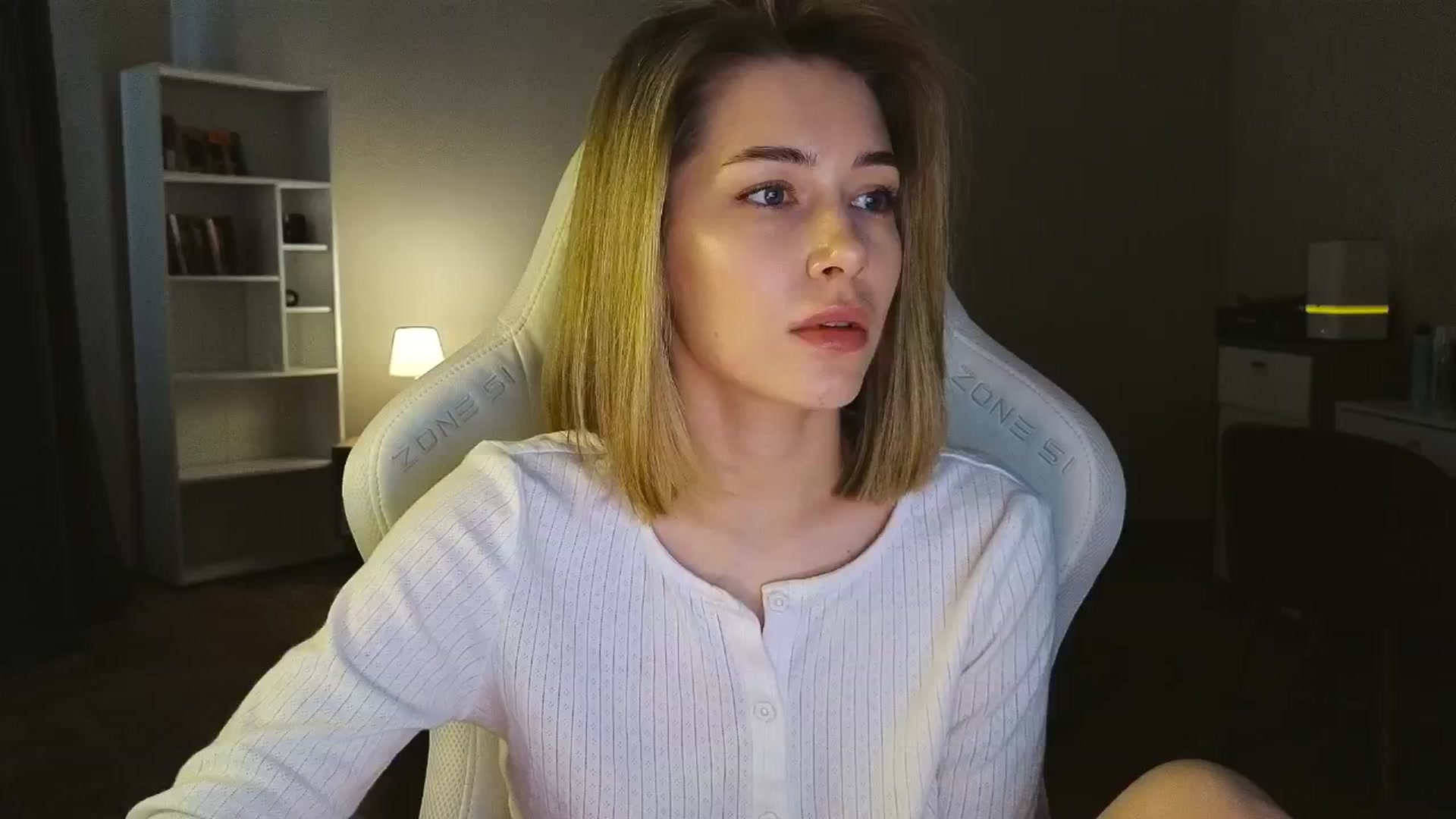 Gallery image thumbnail from KeepSpark's myfreecams stream on, 05/12/2025, 07:48 image 4 of 20