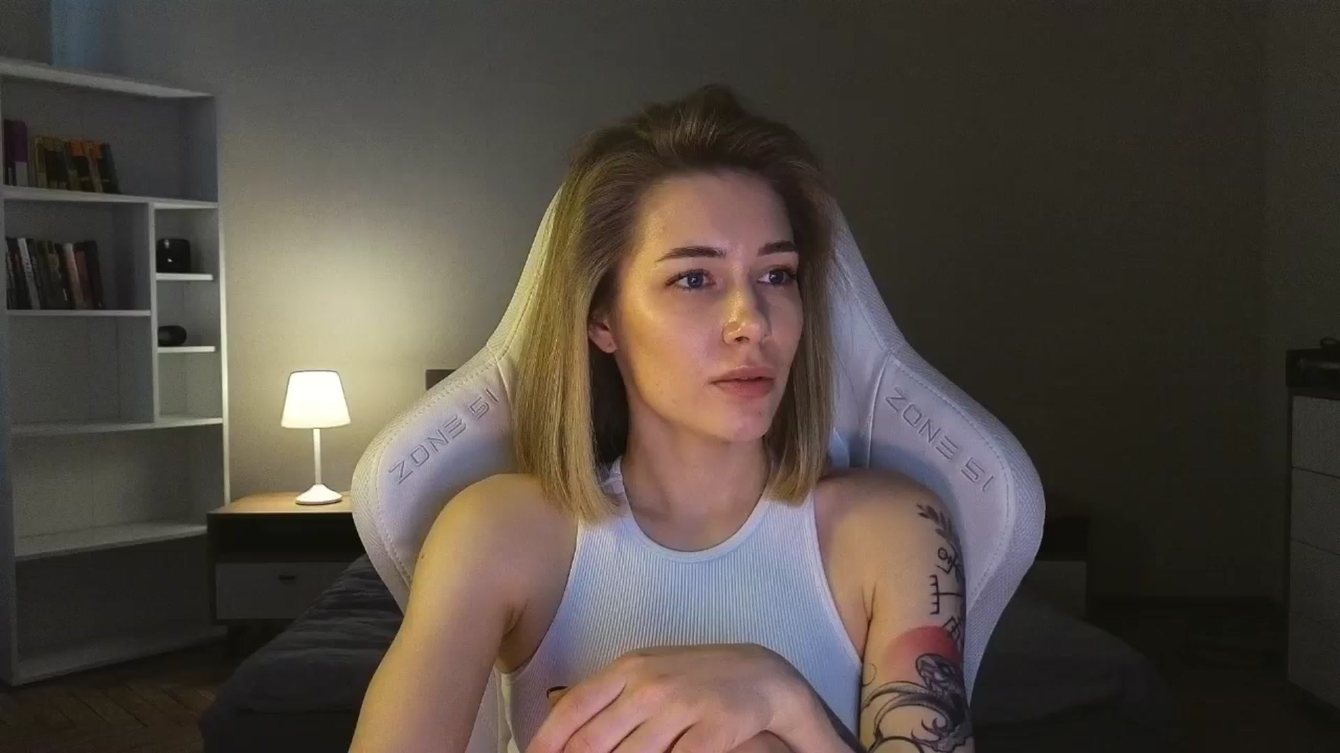 Gallery image thumbnail from KeepSpark's myfreecams stream on, 05/17/2025, 07:59 image 13 of 20