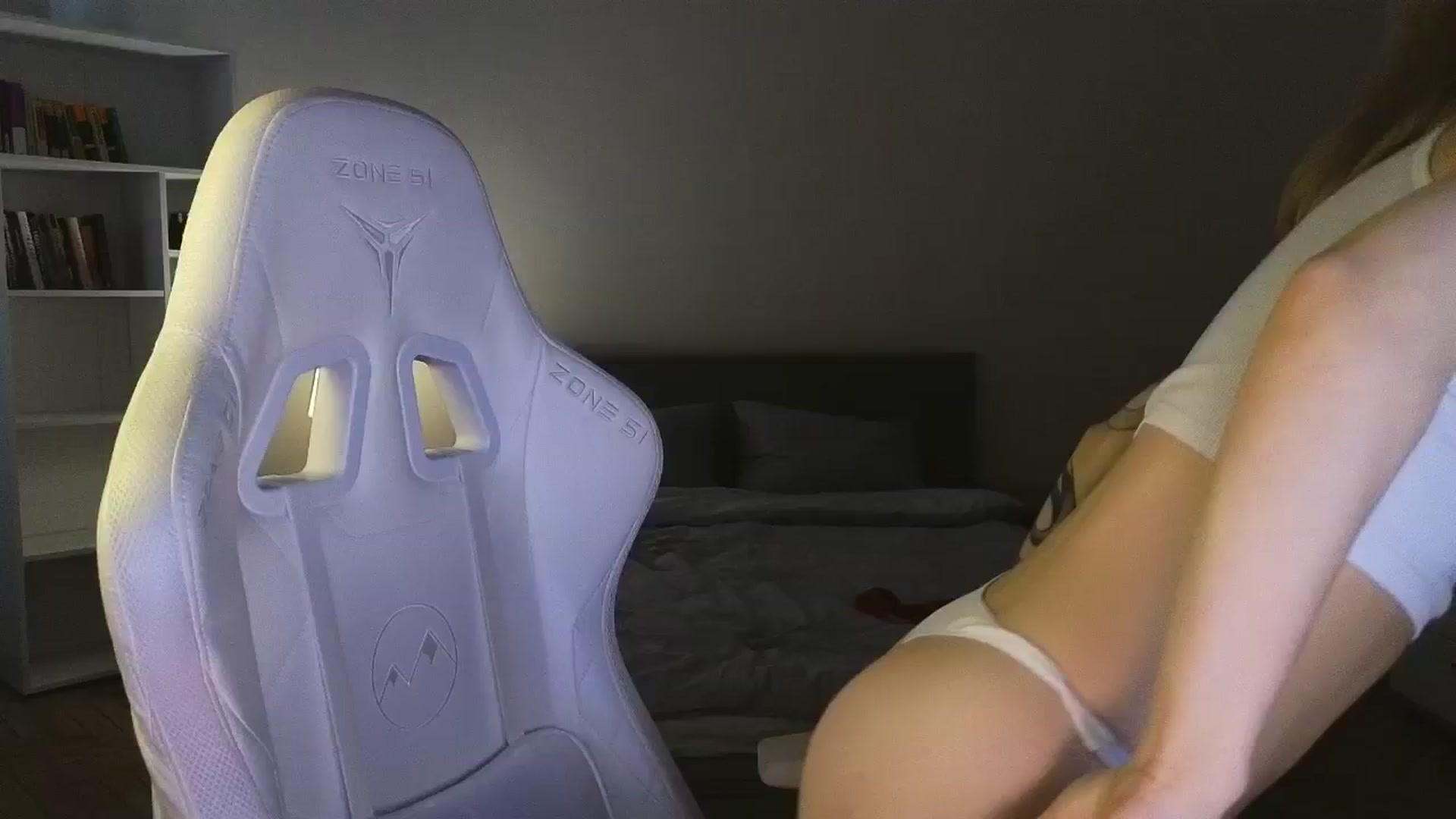 Gallery image thumbnail from KeepSpark's myfreecams stream on, 05/17/2025, 07:59 image 19 of 20