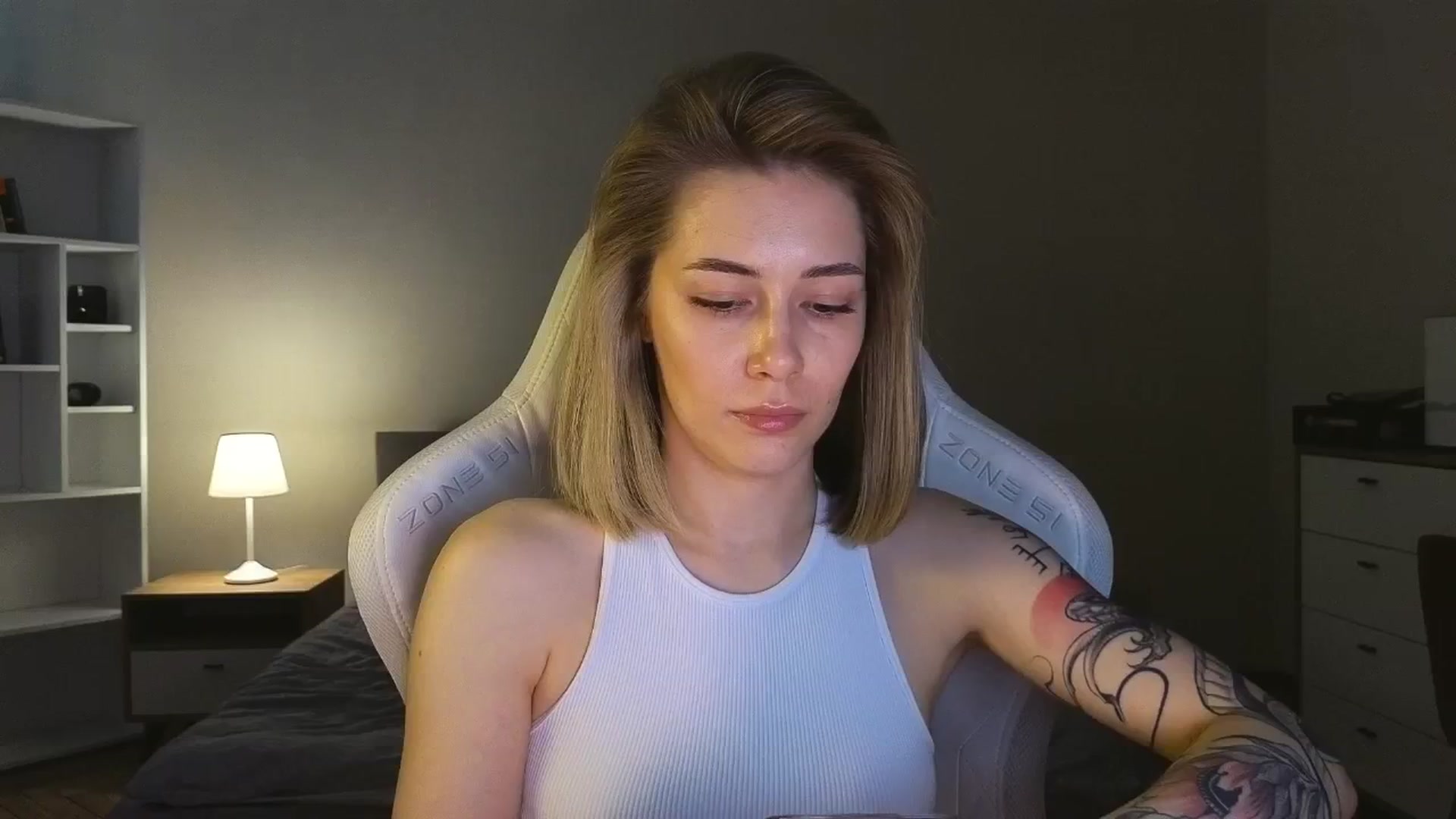 Gallery image thumbnail from KeepSpark's myfreecams stream on, 05/17/2025, 09:08 image 2 of 20