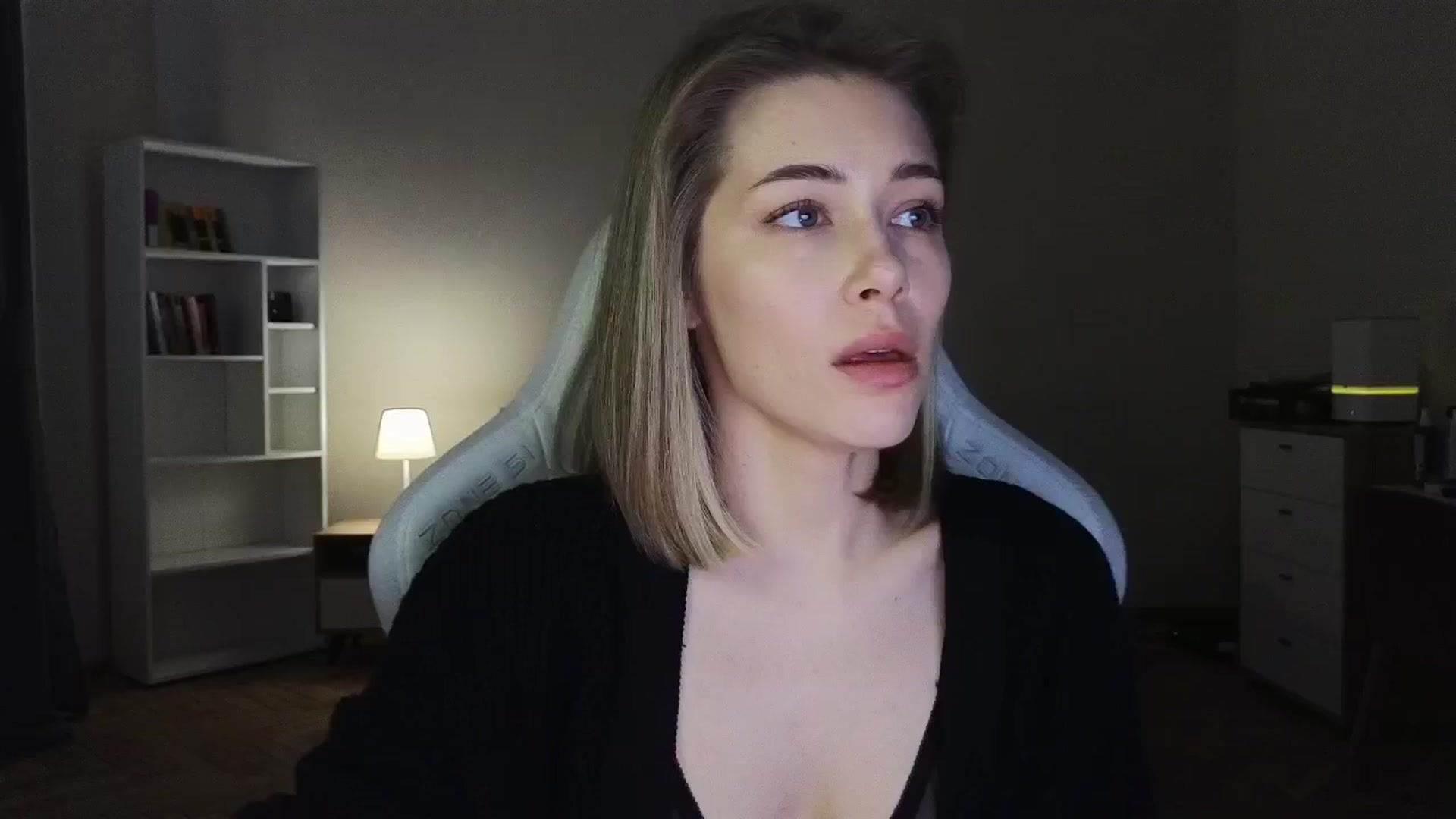 Gallery image thumbnail from KeepSpark's myfreecams stream on, 05/26/2025, 08:48 image 1 of 20