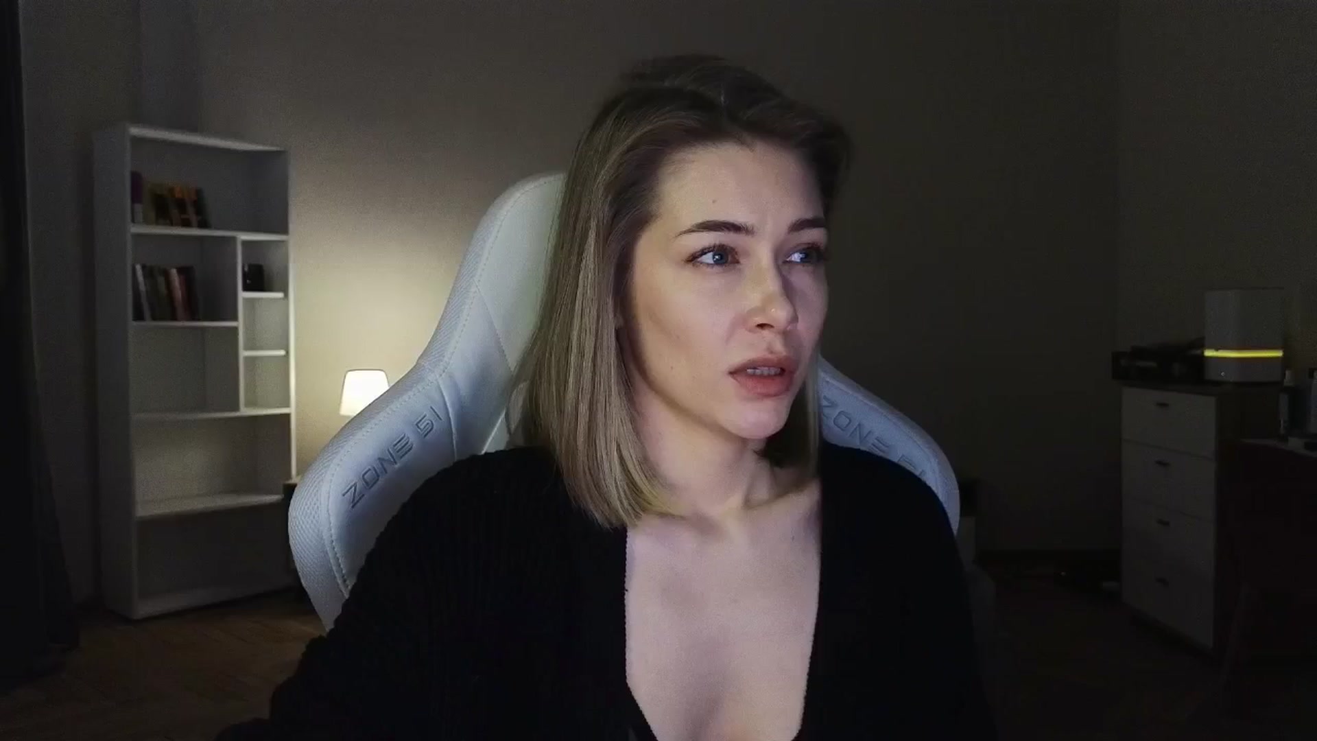 Gallery image thumbnail from KeepSpark's myfreecams stream on, 05/26/2025, 08:48 image 2 of 20