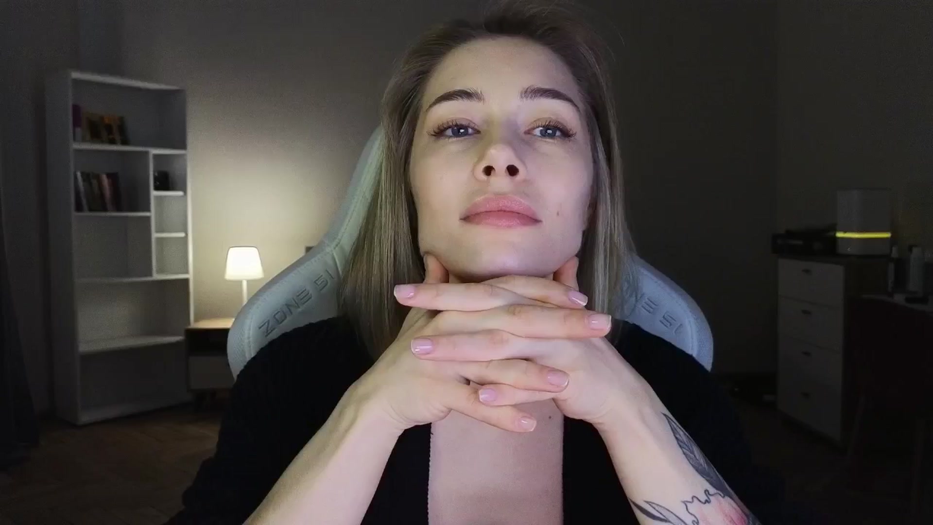 Gallery image thumbnail from KeepSpark's myfreecams stream on, 05/26/2025, 08:48 image 7 of 20