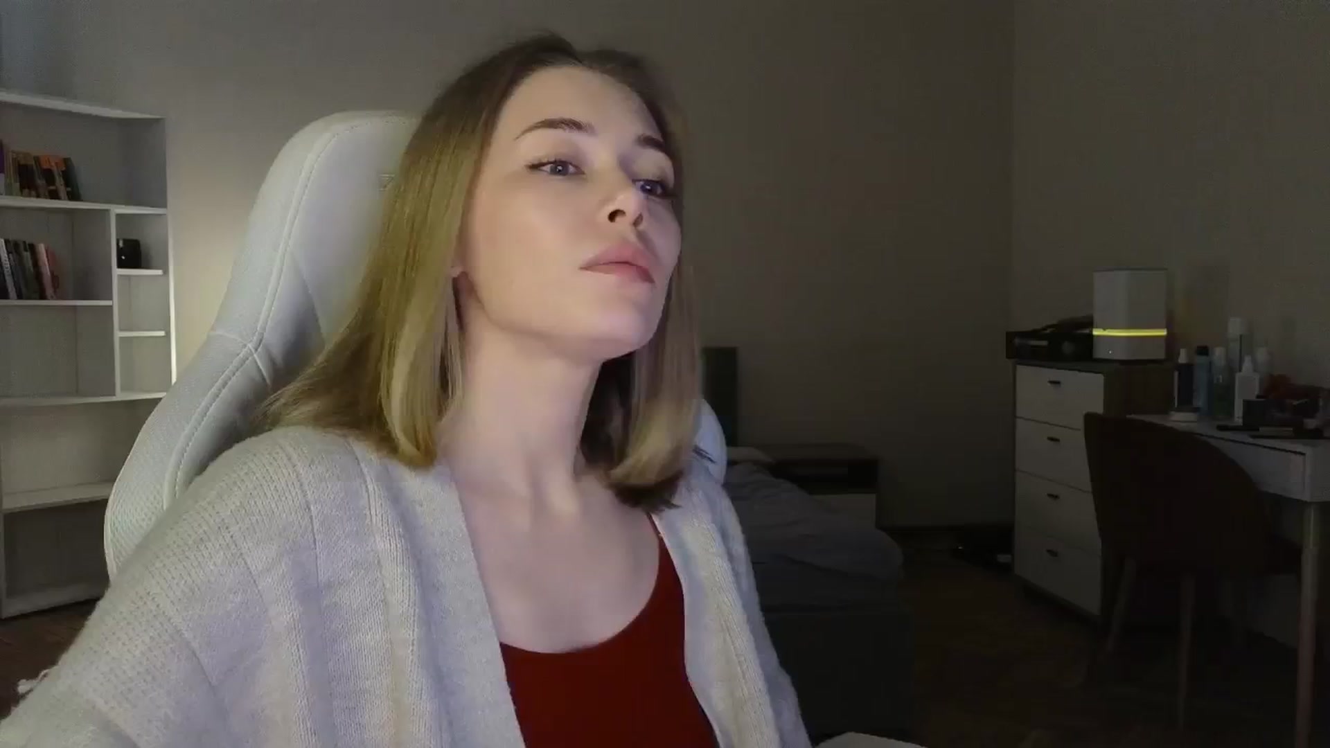 Gallery image thumbnail from KeepSpark's myfreecams stream on, 05/30/2025, 06:29 image 2 of 20