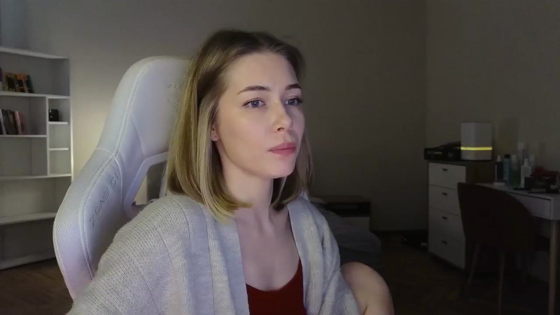 Gallery image thumbnail from KeepSpark's myfreecams stream on, 05/30/2025, 06:29 image 1 of 20
