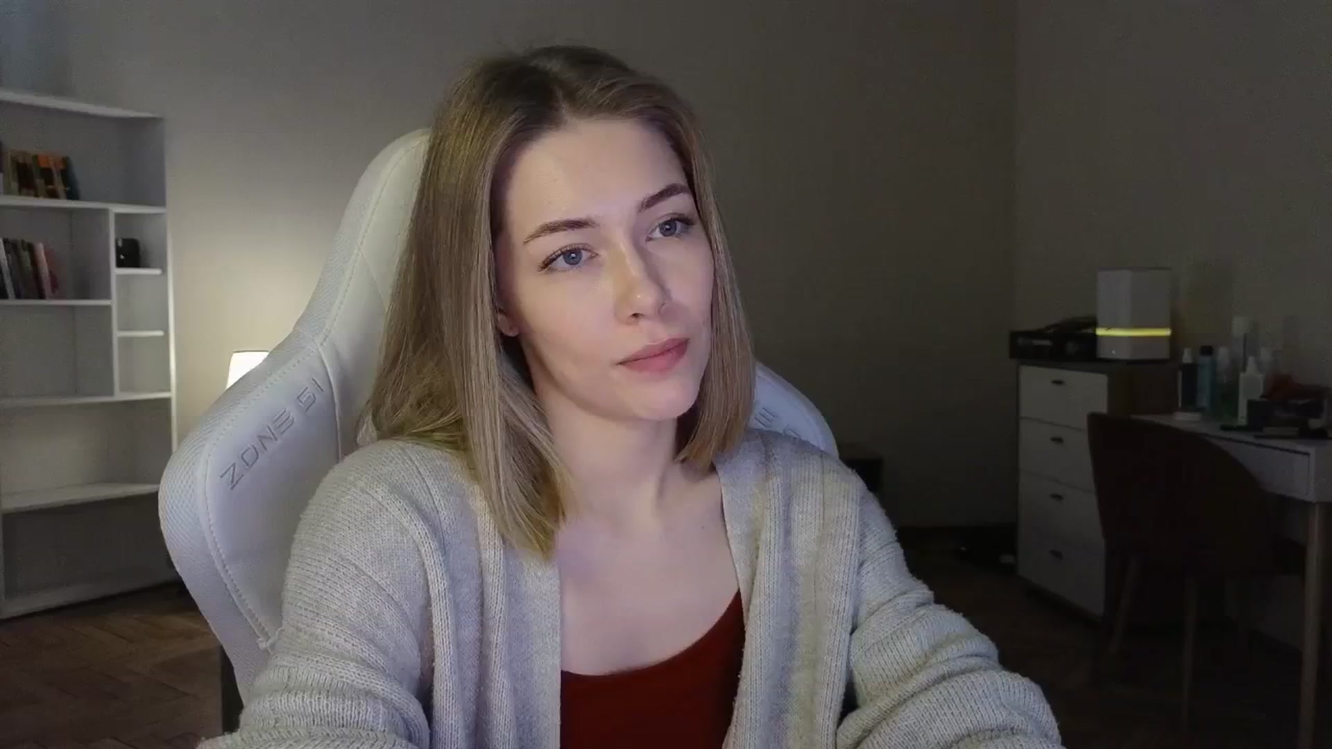 Gallery image thumbnail from KeepSpark's myfreecams stream on, 05/30/2025, 06:29 image 3 of 20