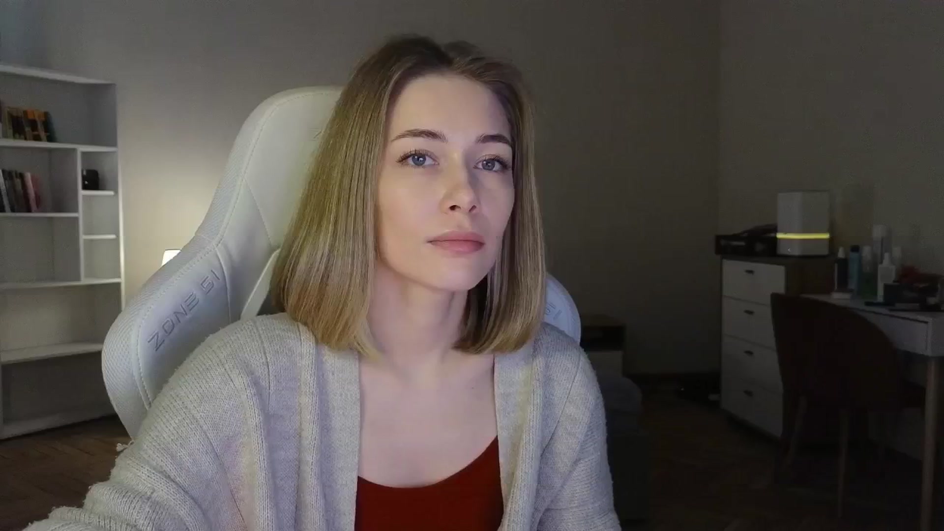 Gallery image thumbnail from KeepSpark's myfreecams stream on, 05/30/2025, 06:29 image 5 of 20