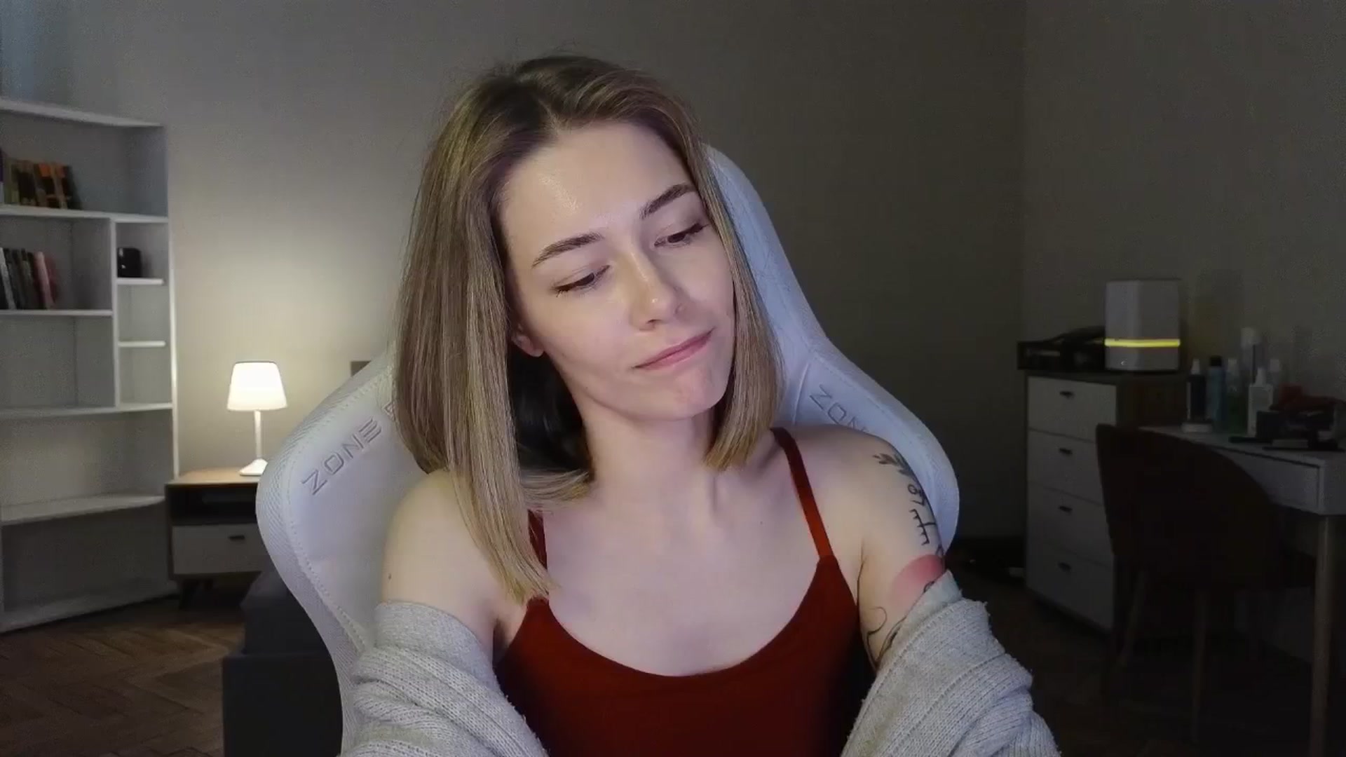 Gallery image thumbnail from KeepSpark's myfreecams stream on, 05/30/2025, 09:14 image 5 of 20