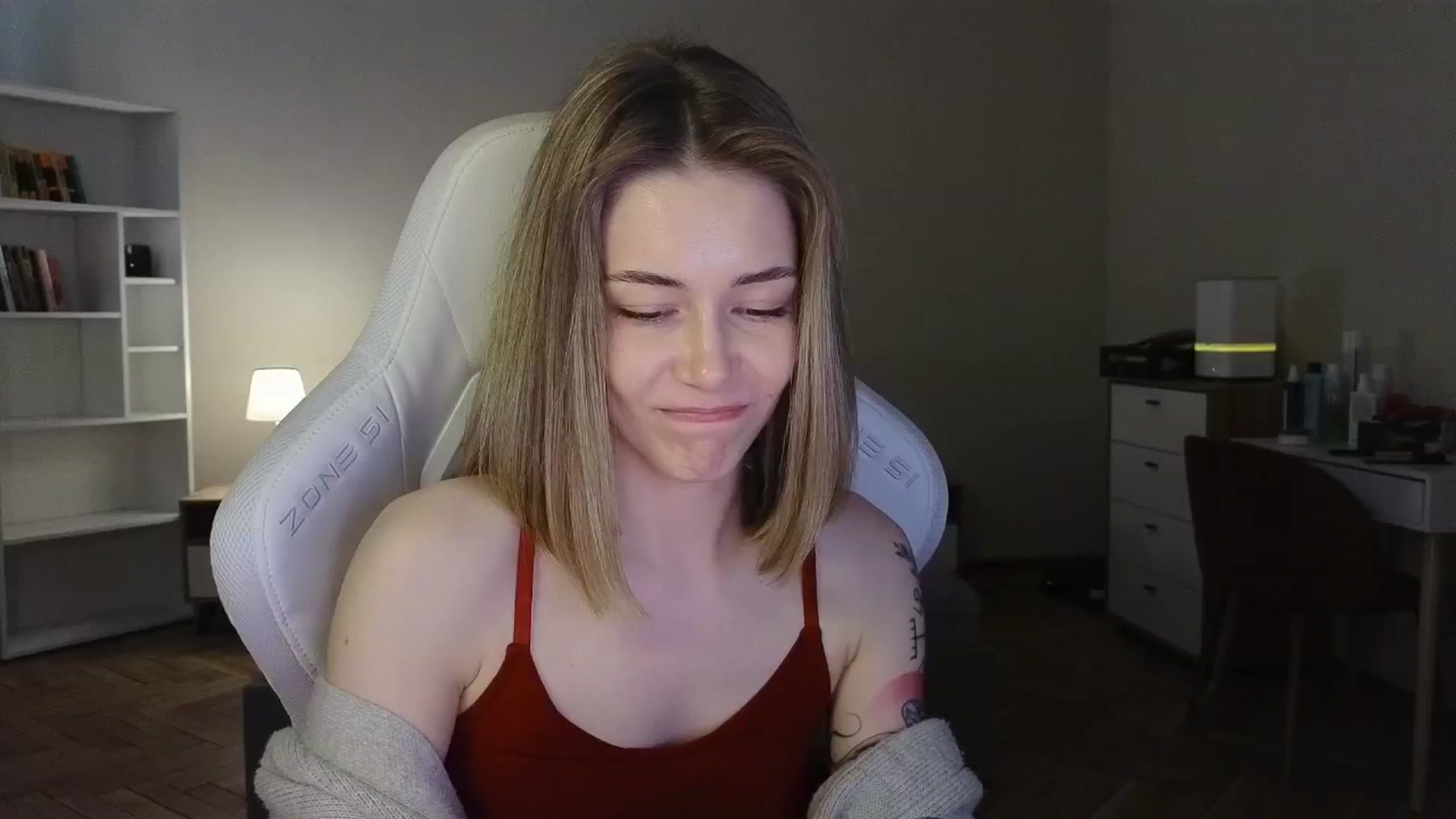 Gallery image thumbnail from KeepSpark's myfreecams stream on, 05/30/2025, 09:14 image 15 of 20