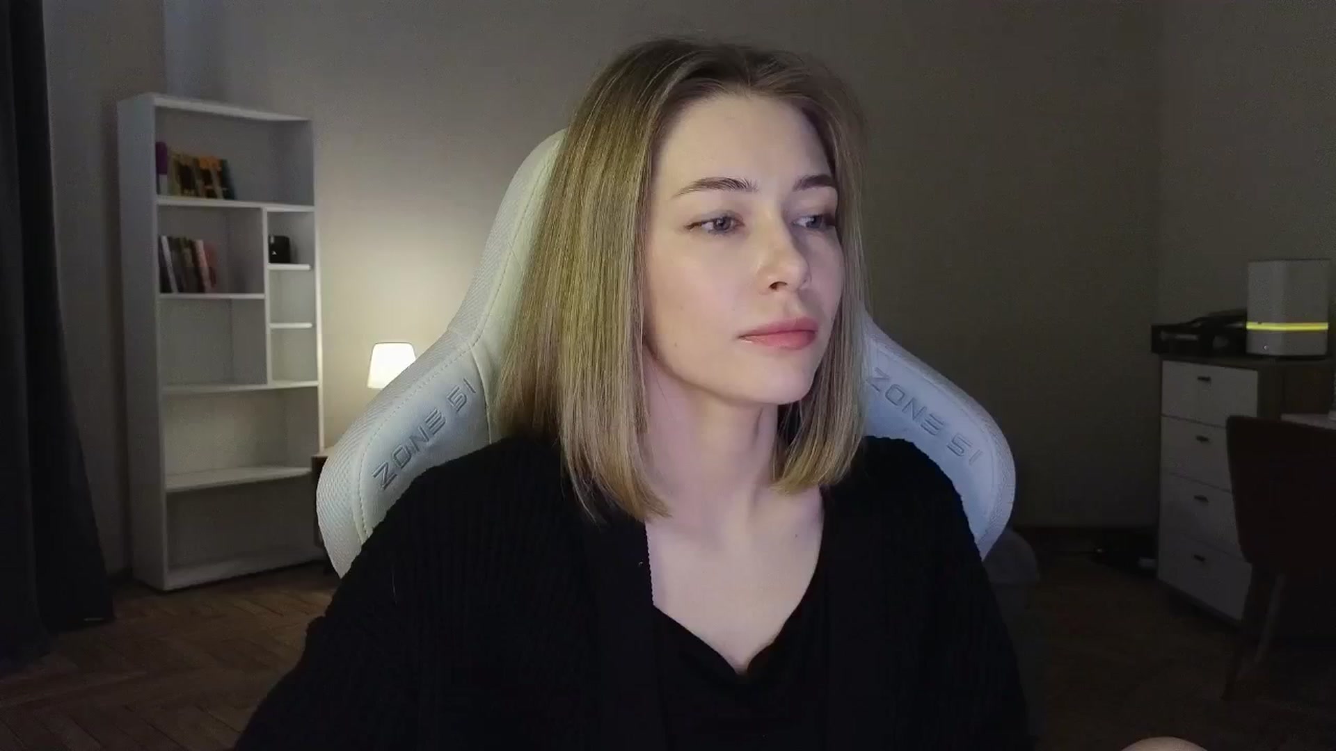 Gallery image thumbnail from KeepSpark's myfreecams stream on, 05/31/2025, 09:40 image 1 of 20