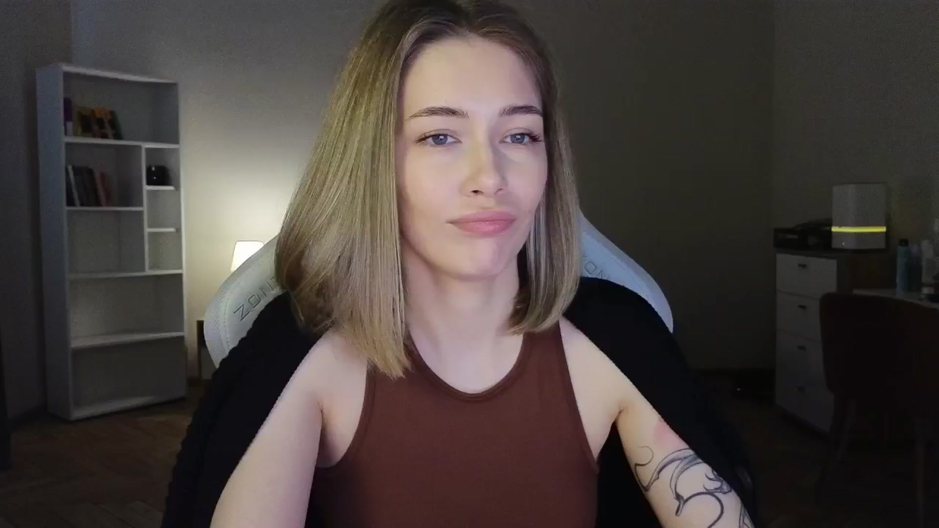 Gallery image thumbnail from KeepSpark's myfreecams stream on, 06/01/2025, 05:52 image 5 of 20