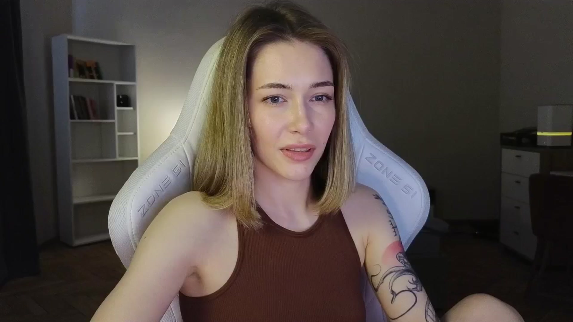Gallery image thumbnail from KeepSpark's myfreecams stream on, 06/01/2025, 08:25 image 1 of 20