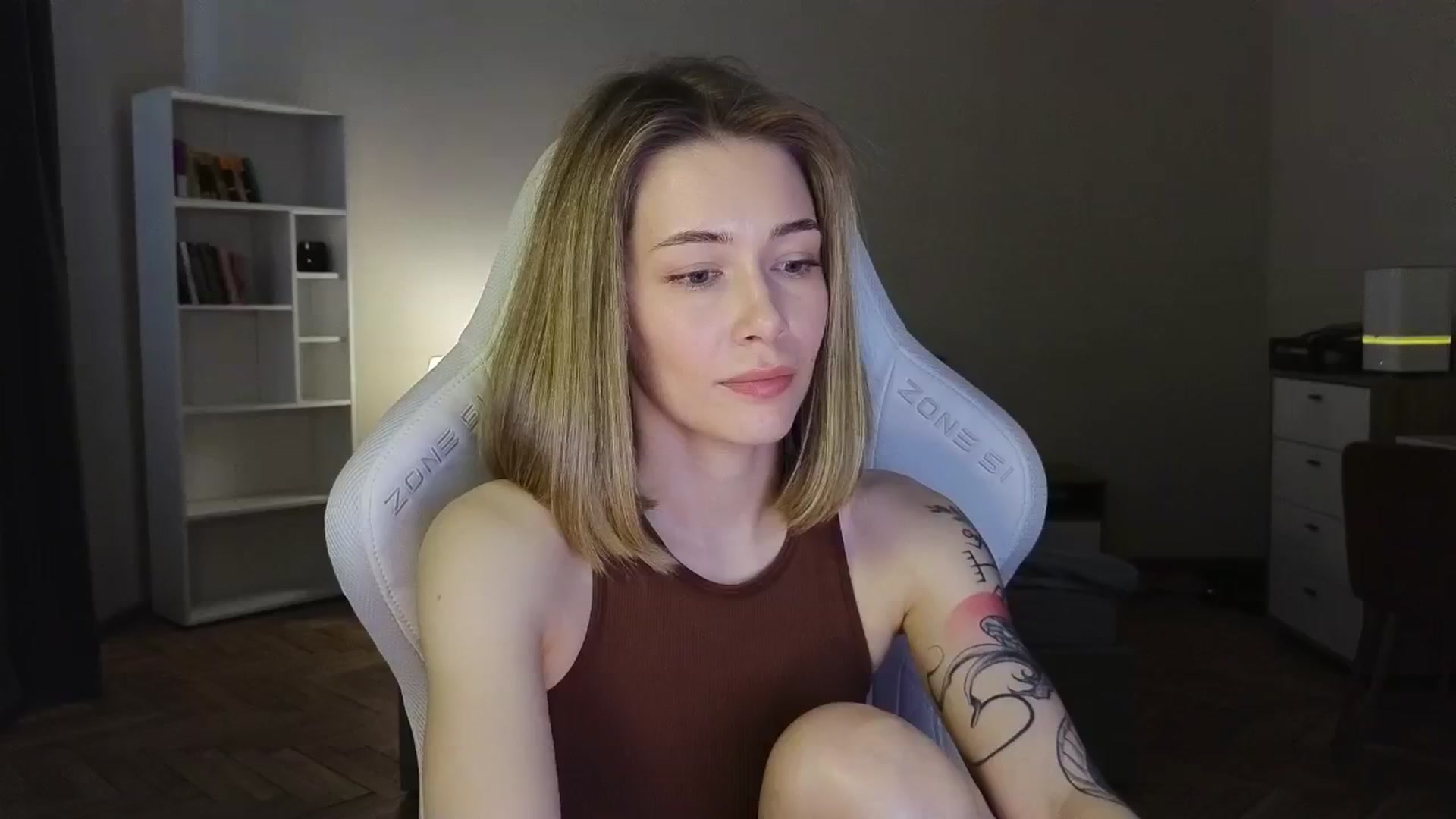 Gallery image thumbnail from KeepSpark's myfreecams stream on, 06/01/2025, 08:25 image 5 of 20