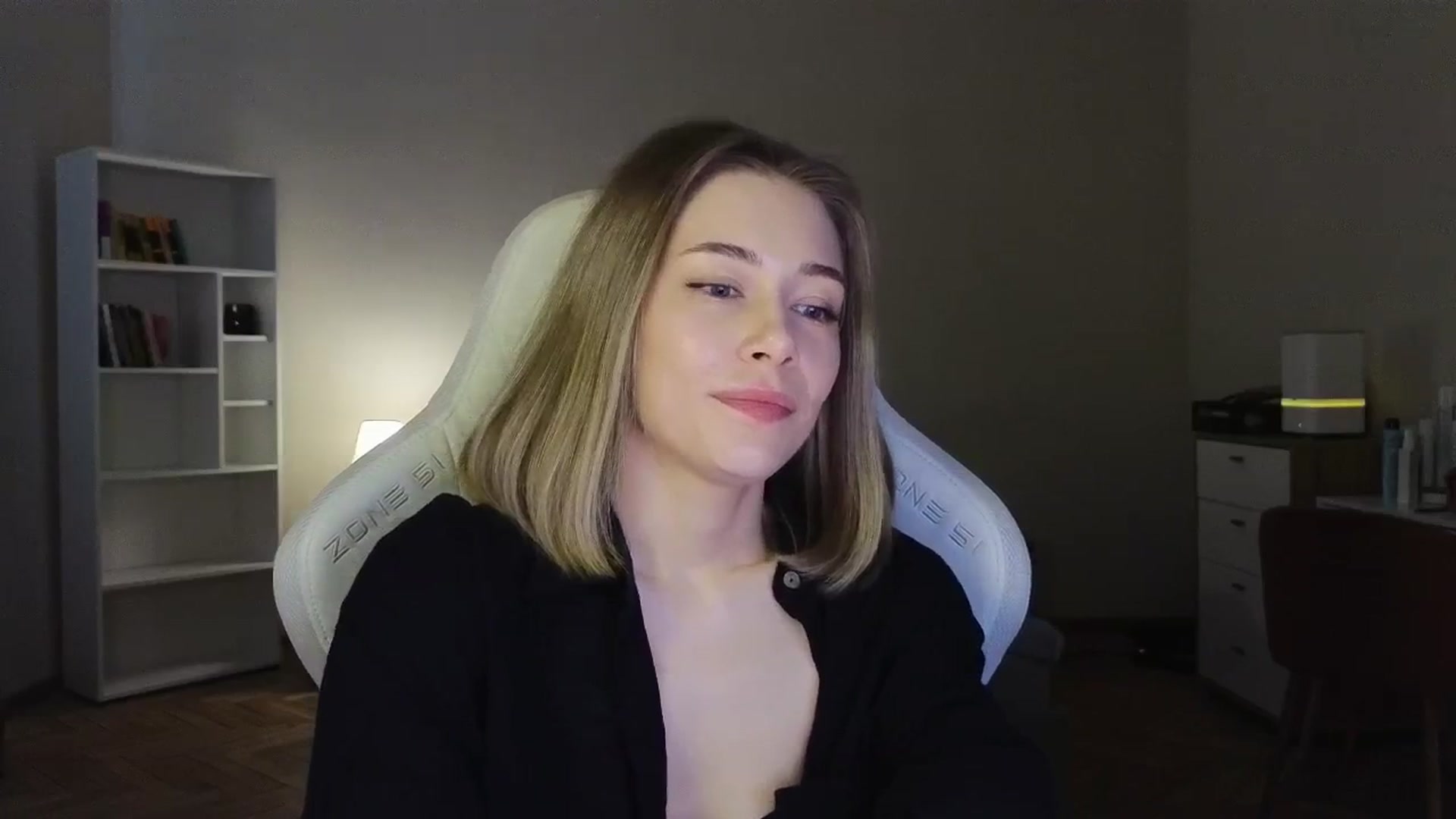 Gallery image thumbnail from KeepSpark's myfreecams stream on, 06/02/2025, 06:04 image 11 of 20