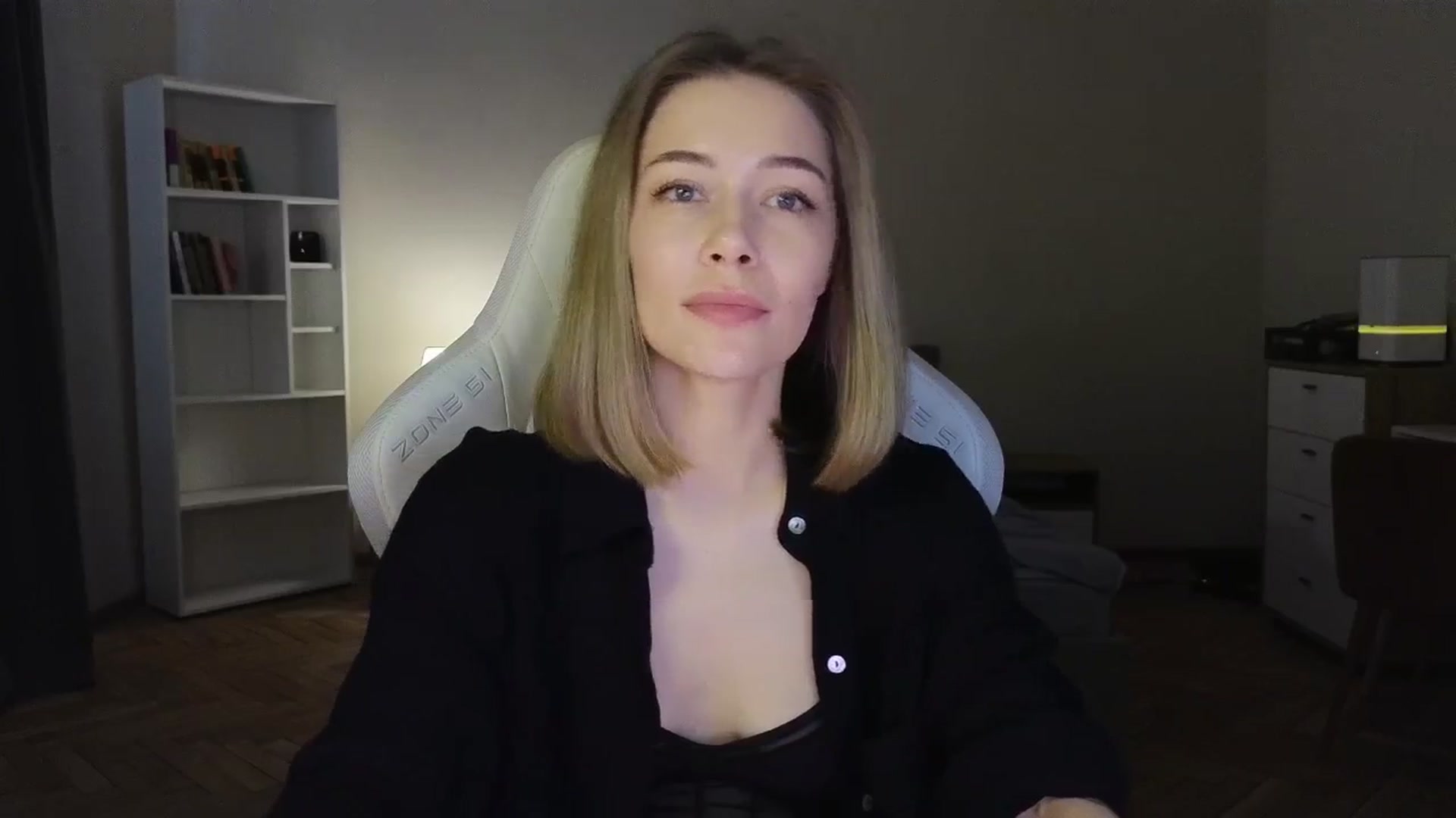 Gallery image thumbnail from KeepSpark's myfreecams stream on, 06/02/2025, 06:41 image 9 of 20
