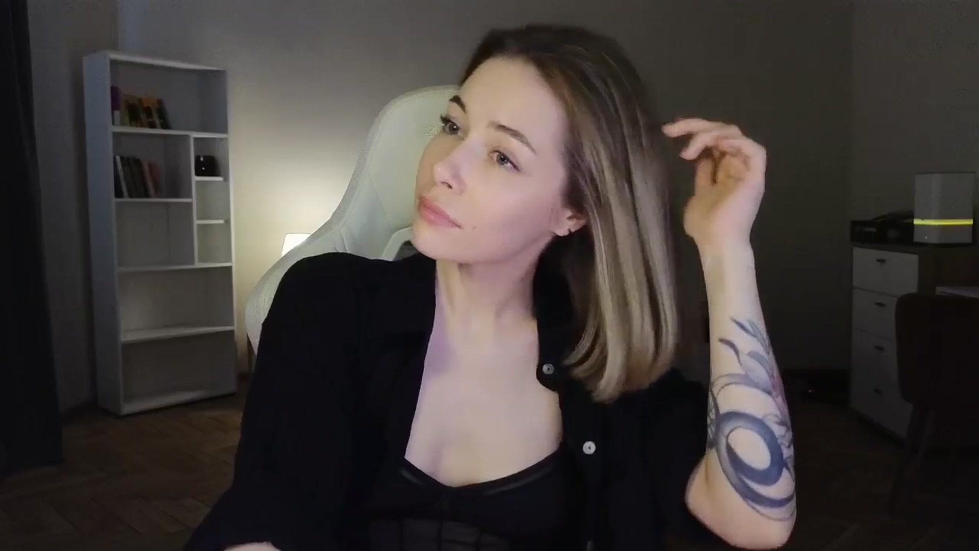 Gallery image thumbnail from KeepSpark's myfreecams stream on, 06/02/2025, 06:41 image 6 of 20